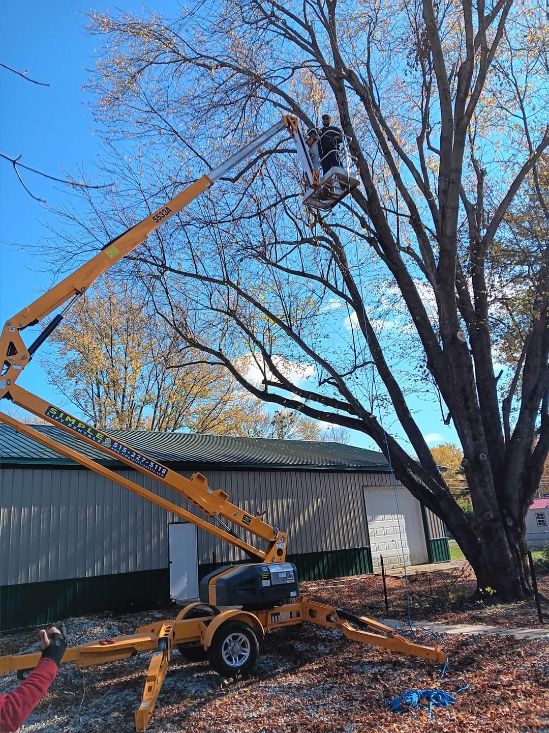 Bretts Tree and Crane Service logo