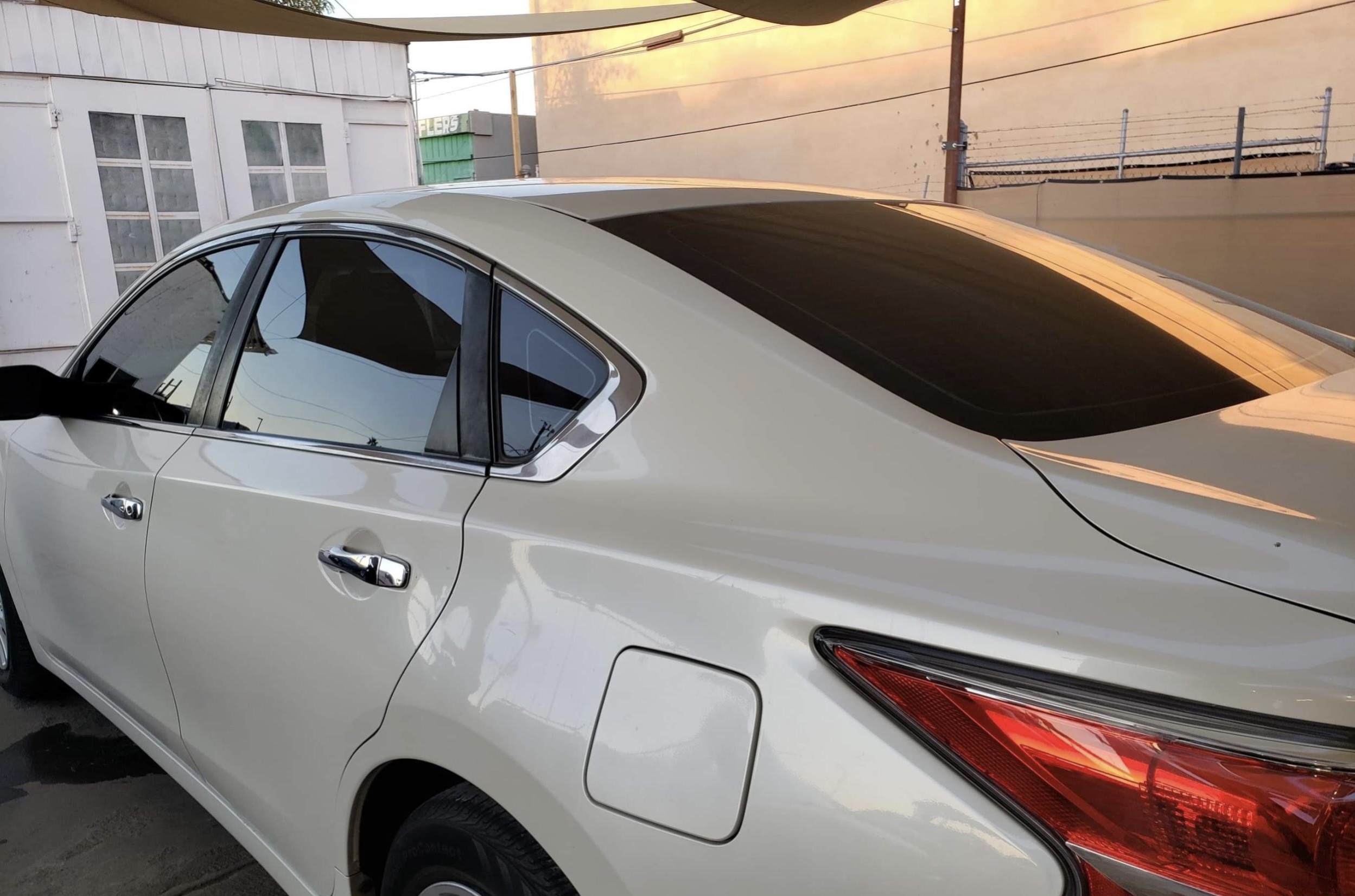 Castros Window Tinting logo
