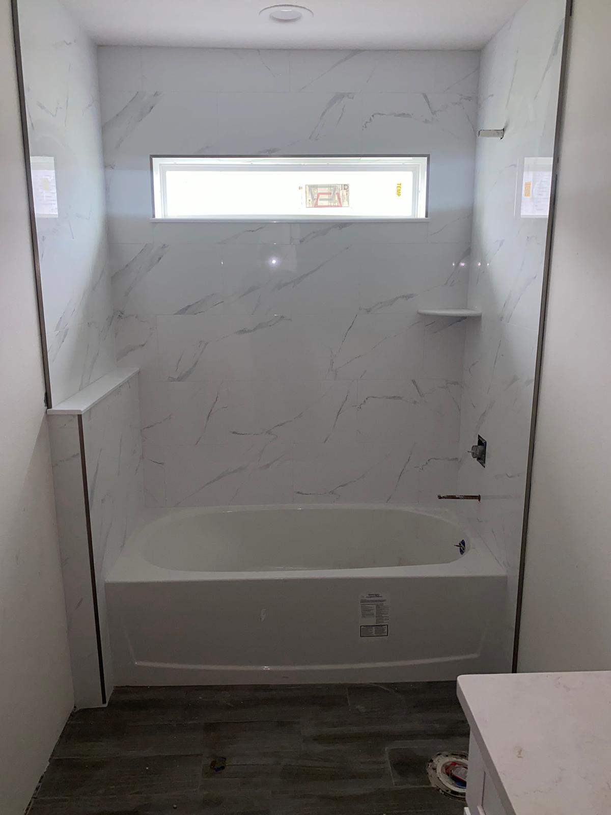 Sergio Tile LLC logo