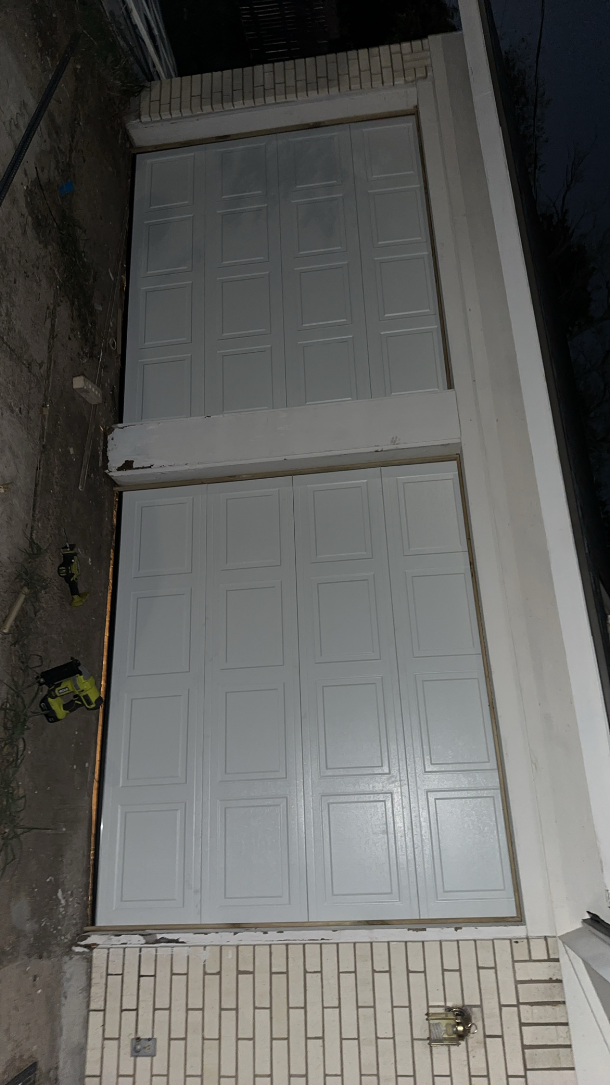 Low-Max Garage Door logo