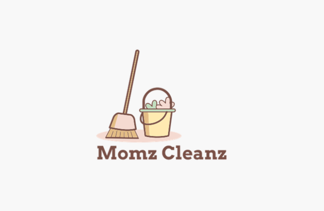 Momz Cleanz logo