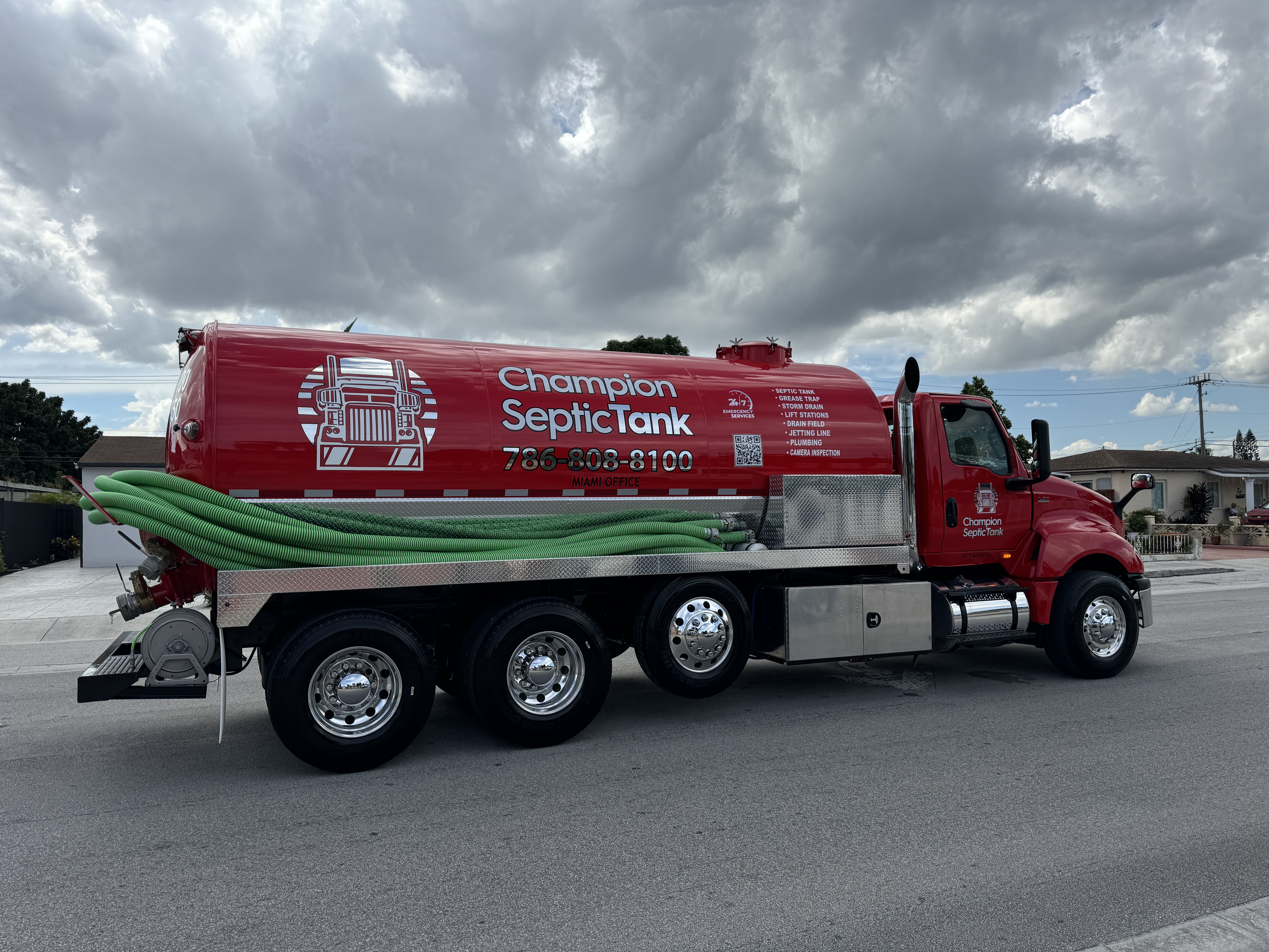 Champion Septic Tank logo