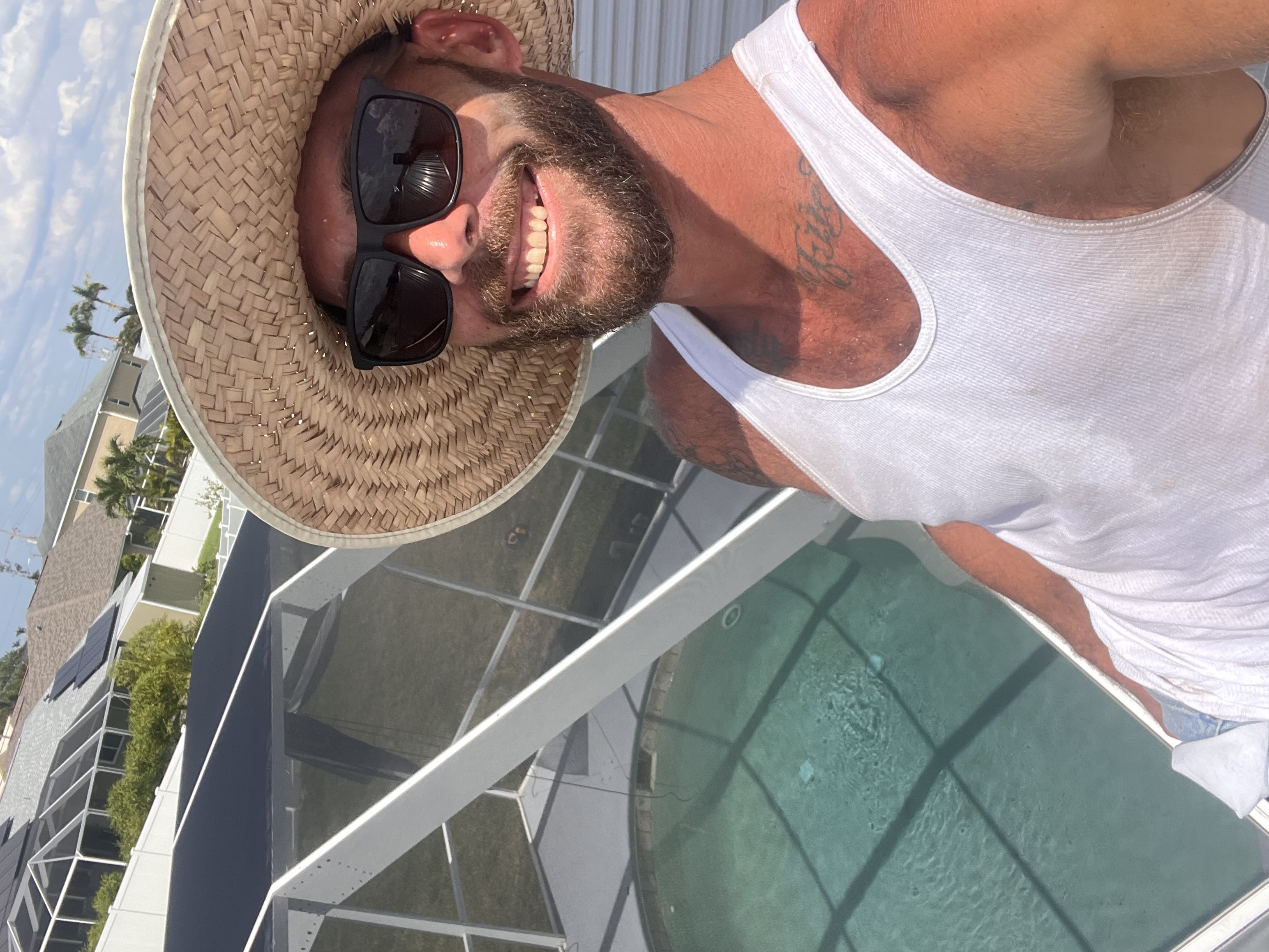 Avatar for Everything screen and aluminum