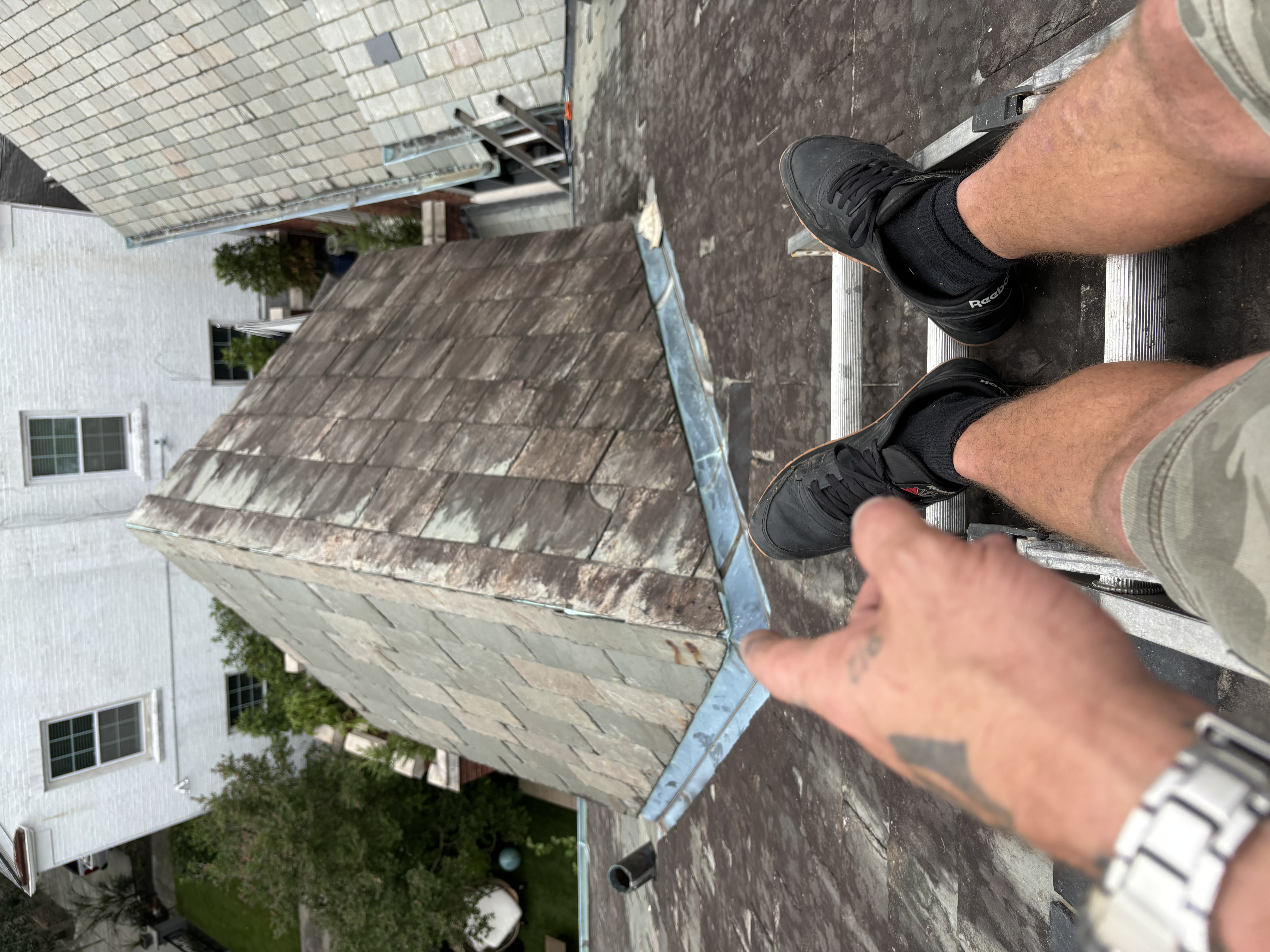 Six Gen Roofing logo