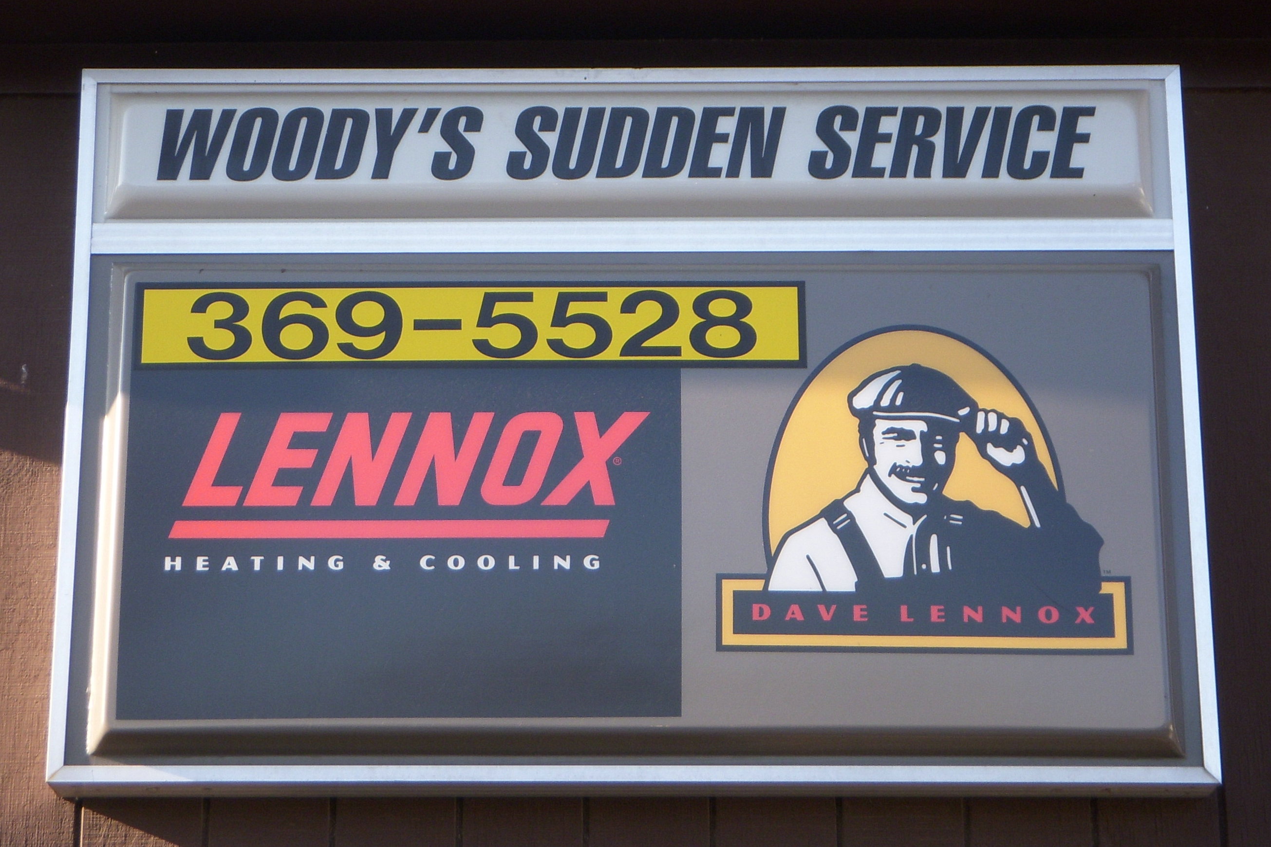 Logo for Woody's Sudden Service Inc