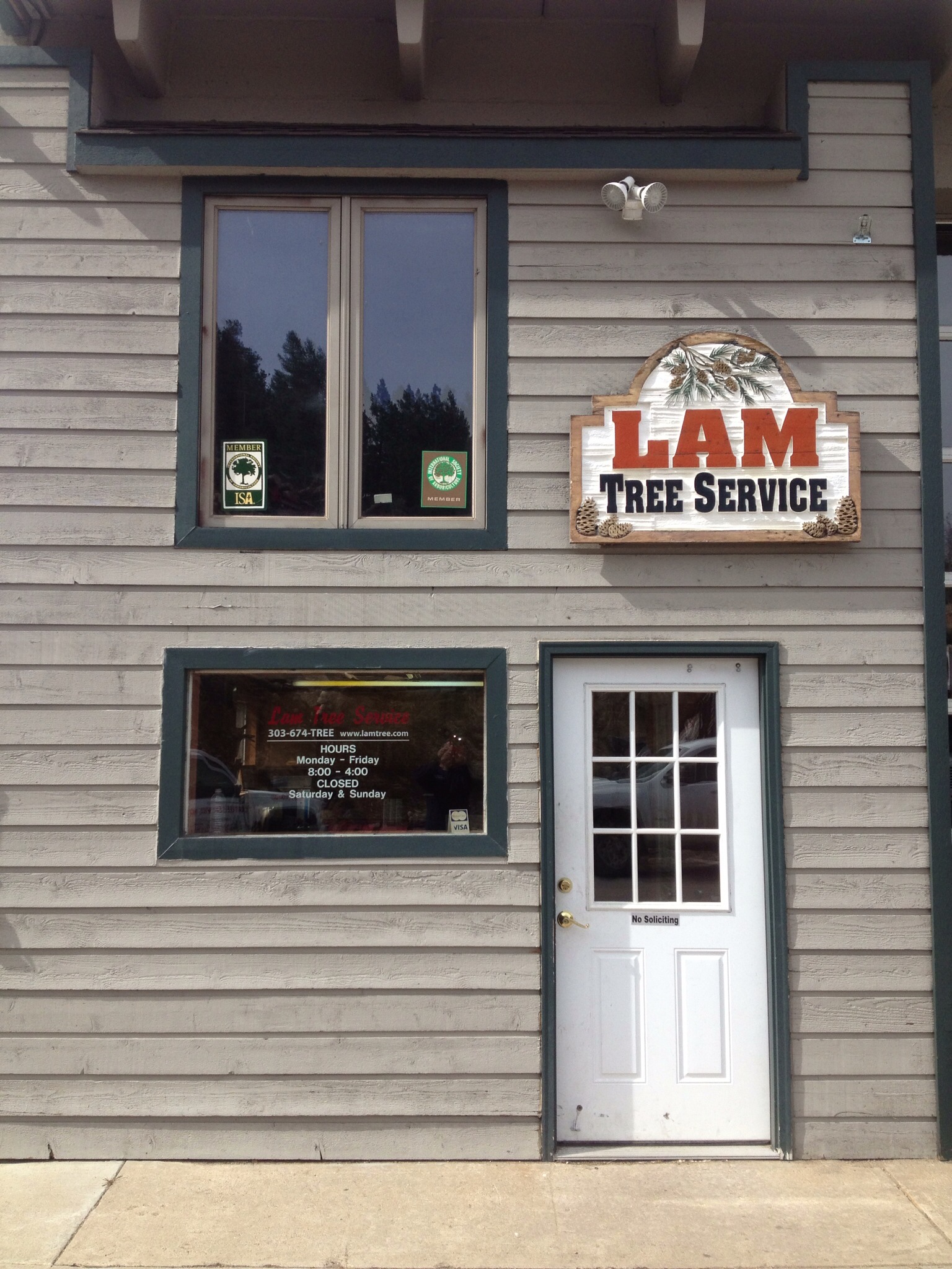 LAM Tree Service logo