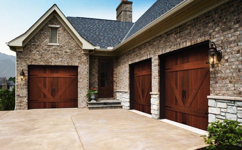 Logo for Advantage Overhead Doors
