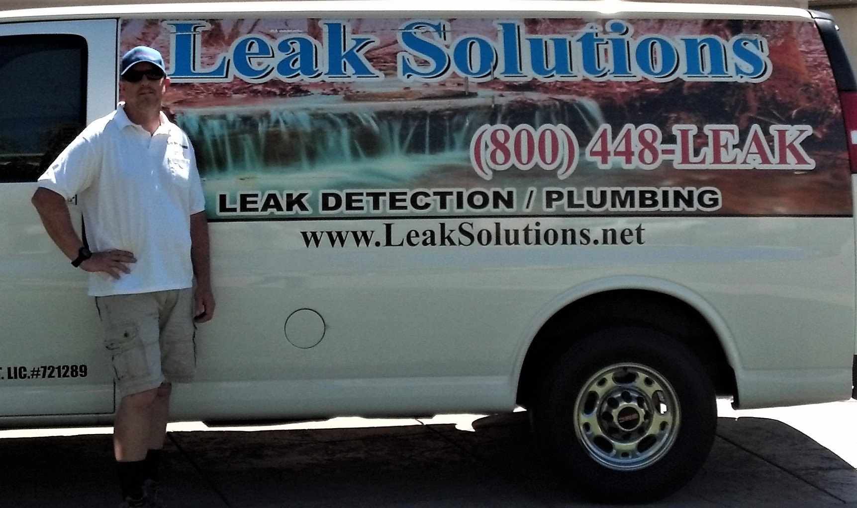 Logo for Leak Solutions Inc