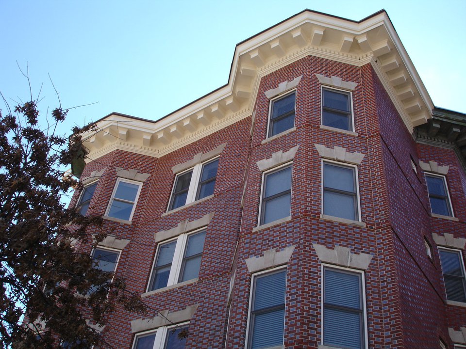POINTING PLUS HISTORIC MASONRY RESTORATION logo