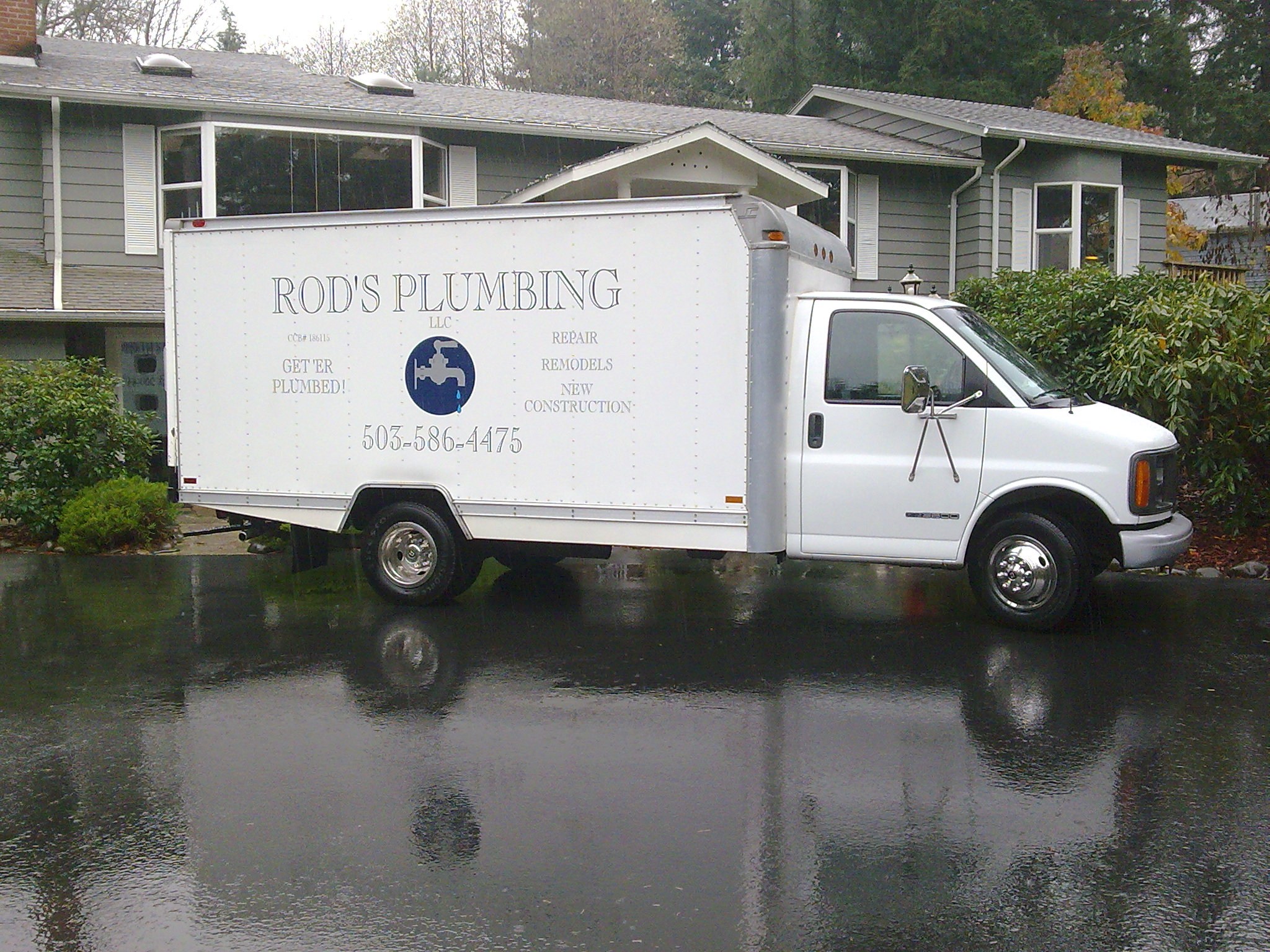 Rod's Plumbing logo