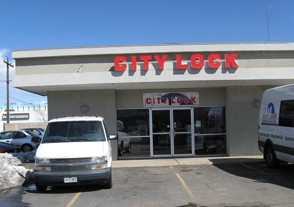 City Lock logo