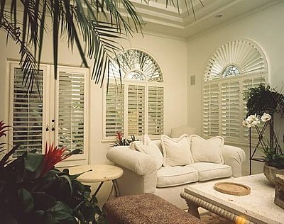 Logo for Shutters and More Inc.