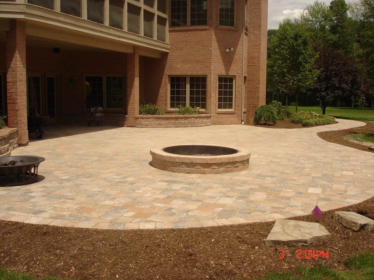 Logo for MEDAUGH'S QUALITY LANDSCAPING
