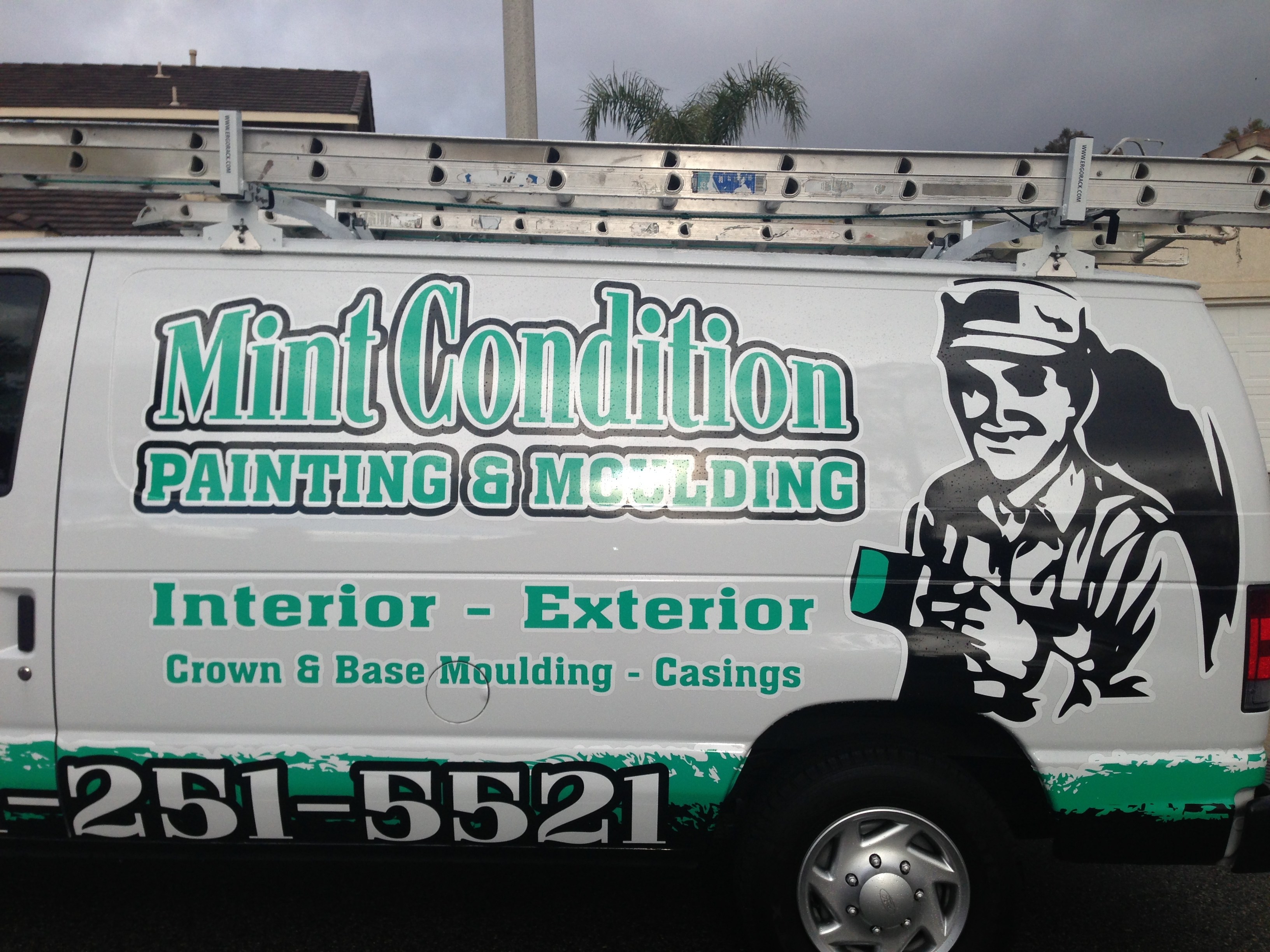 Logo for MINT CONDITION PAINTING