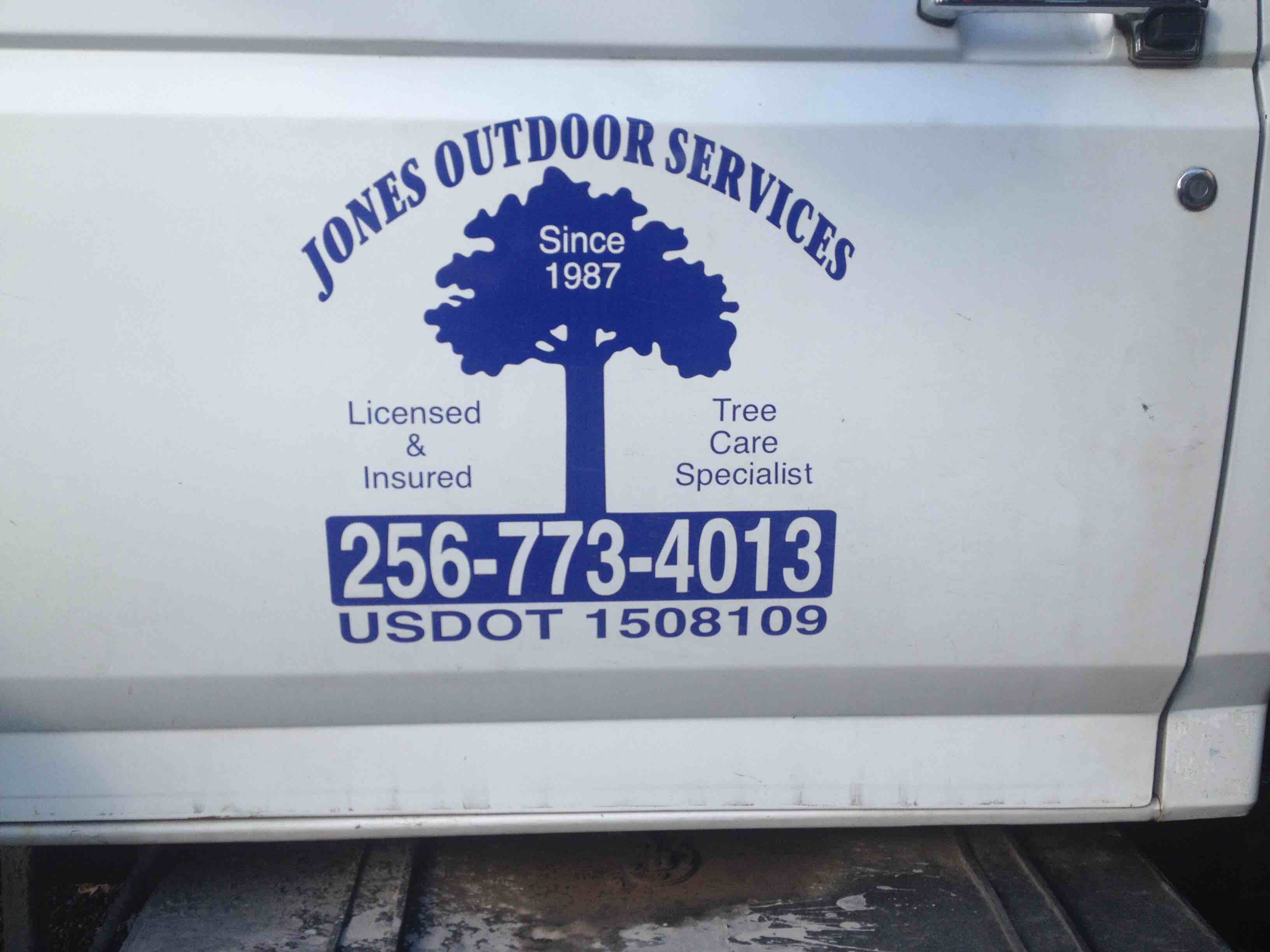 Logo for Jones Outdoor Service Inc