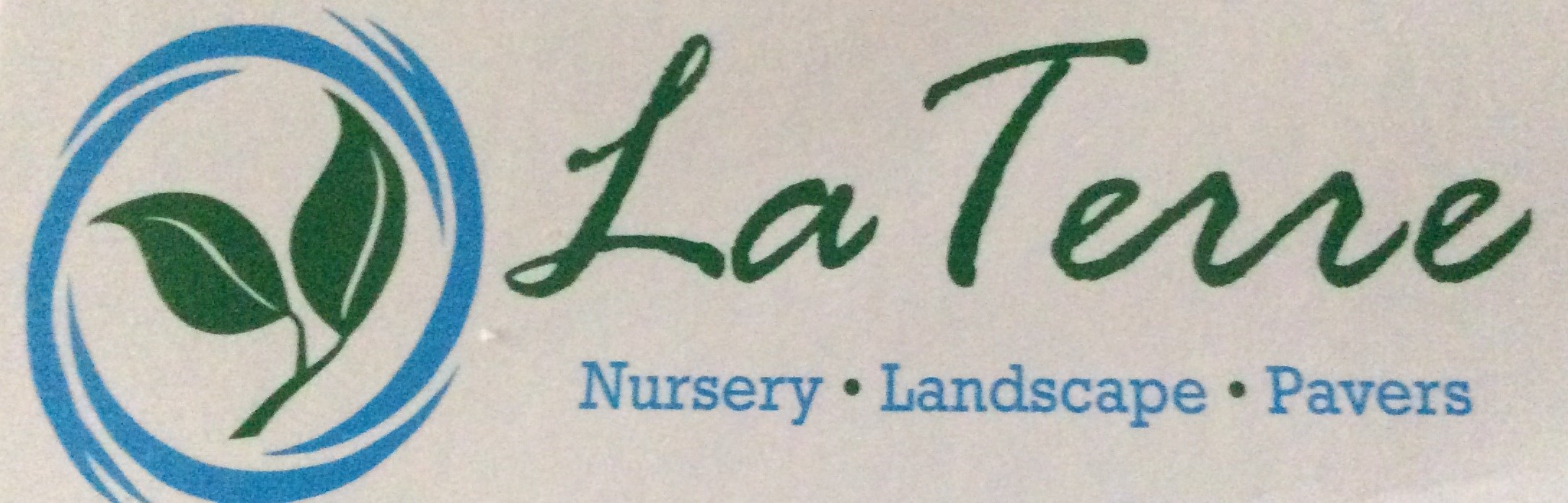 Logo for La Terre