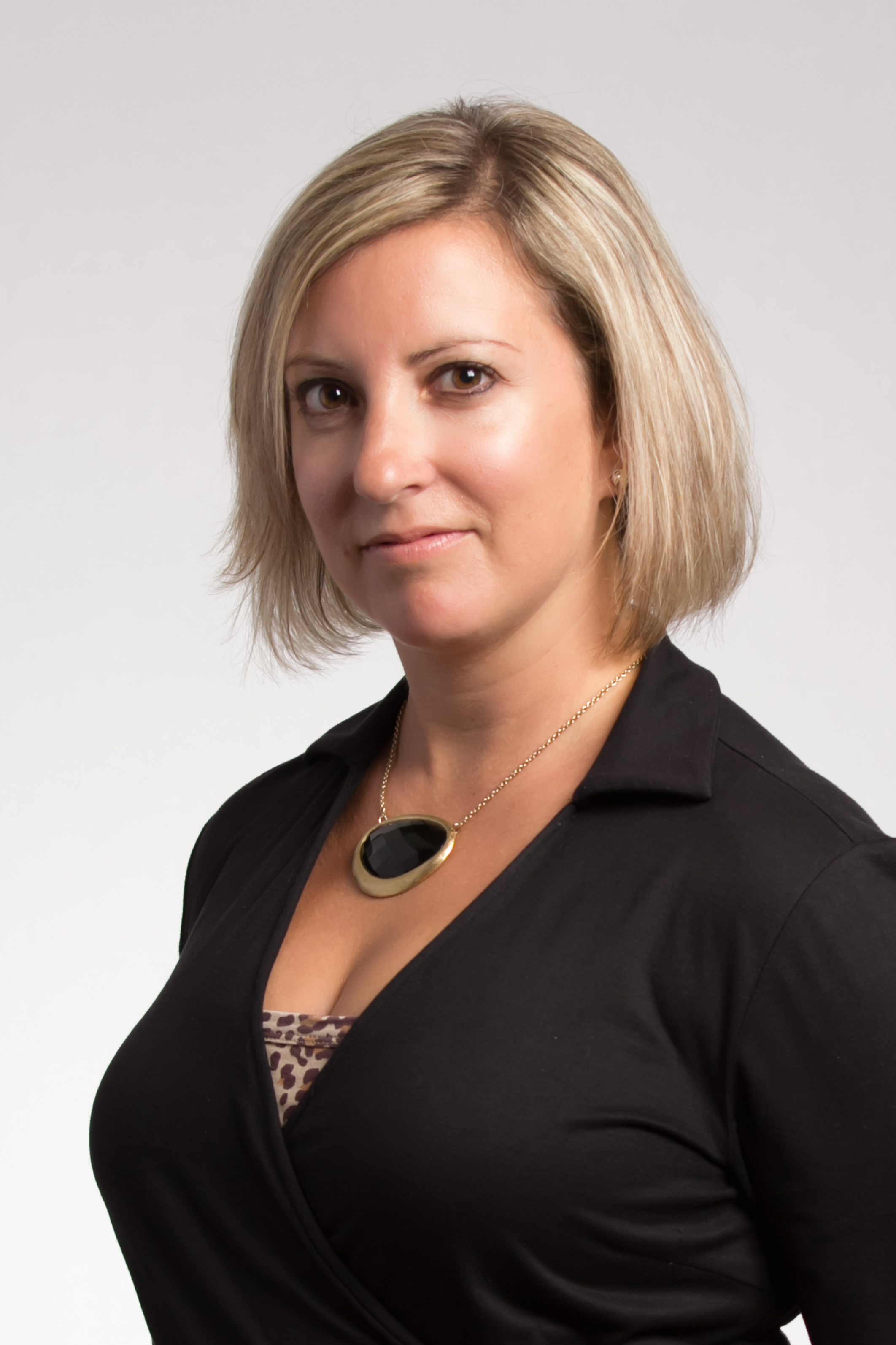 B. Chic Interiors, ASID Associate Member logo