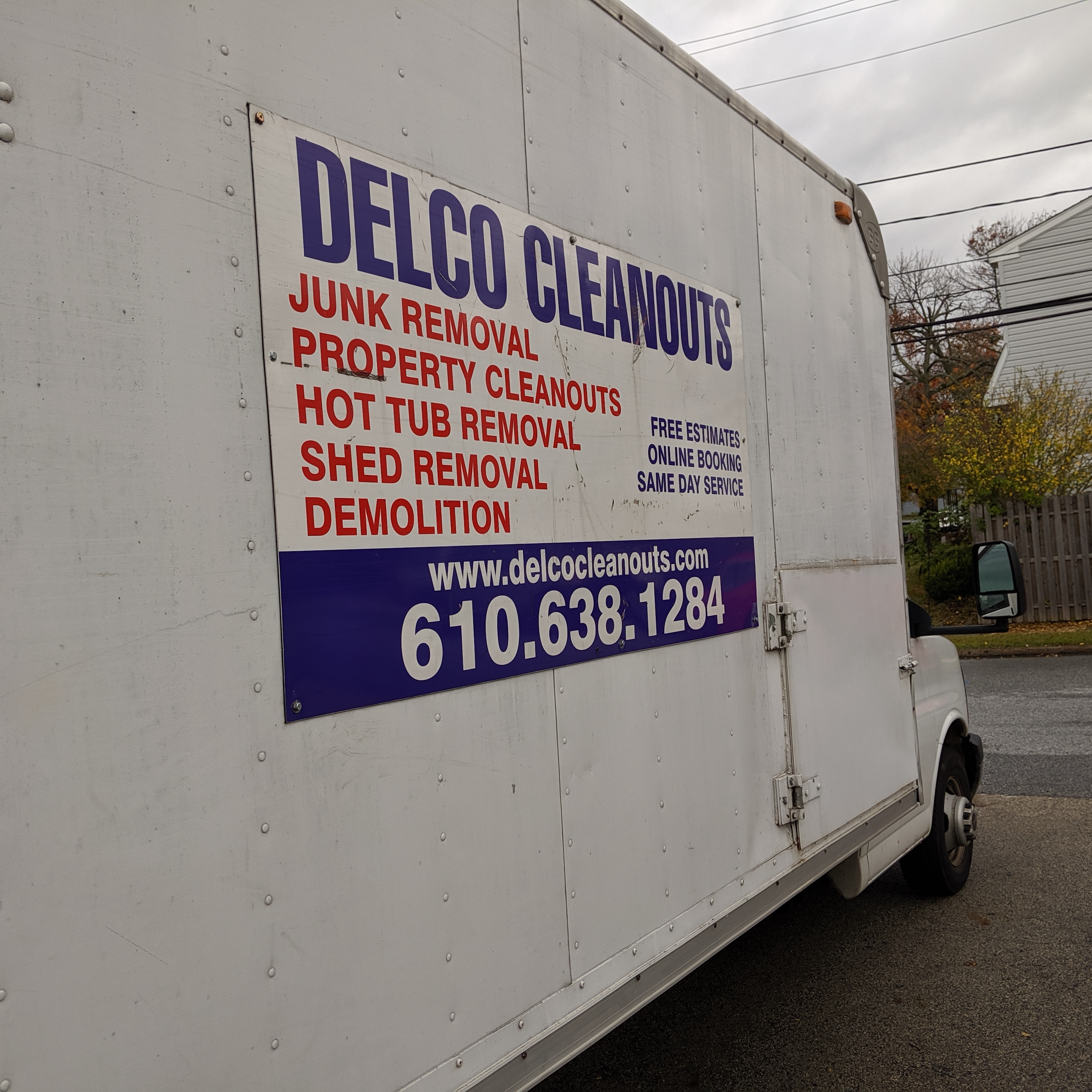 Delco Cleanouts logo
