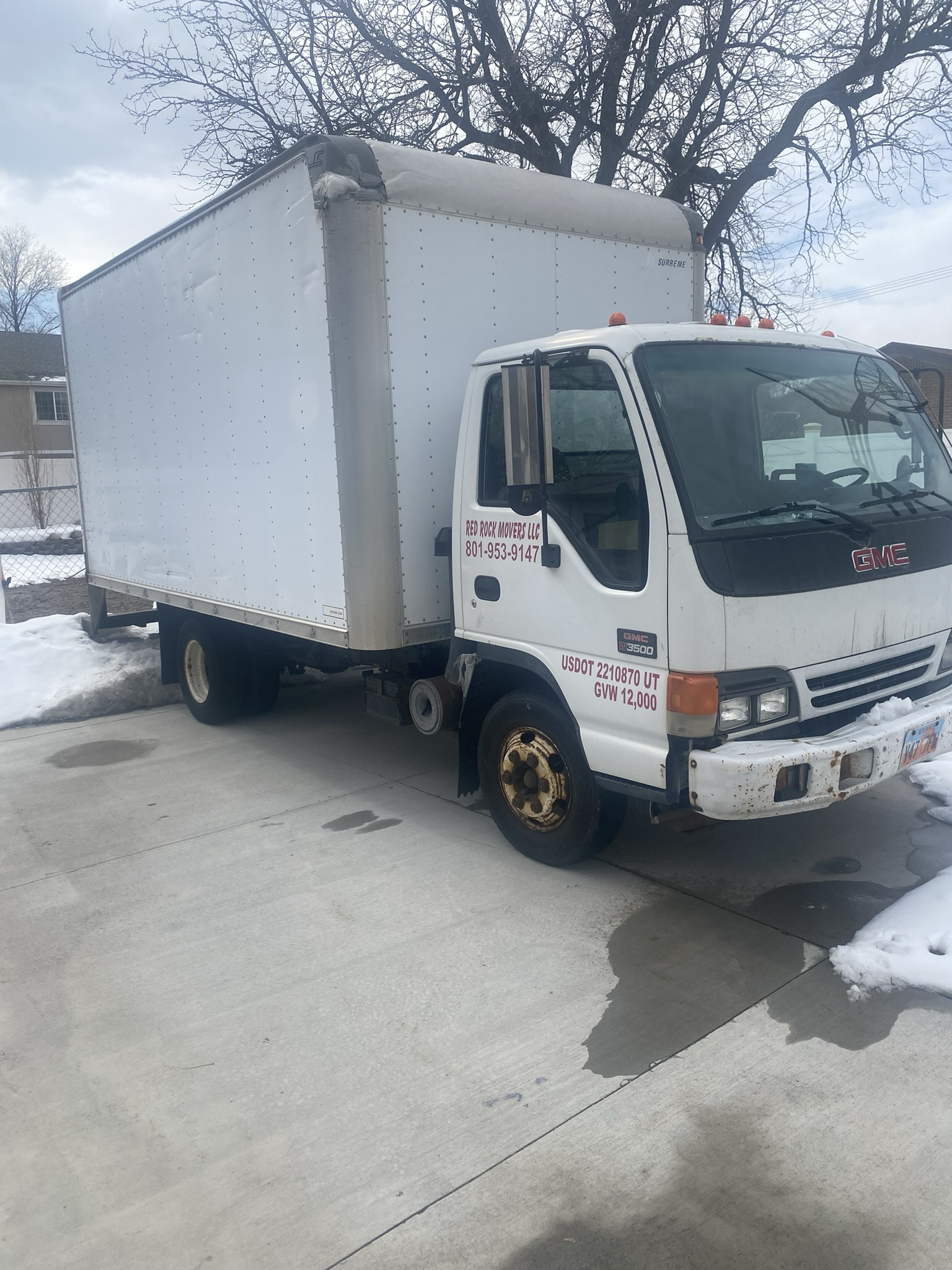 Logo for Red Rock Movers LLC