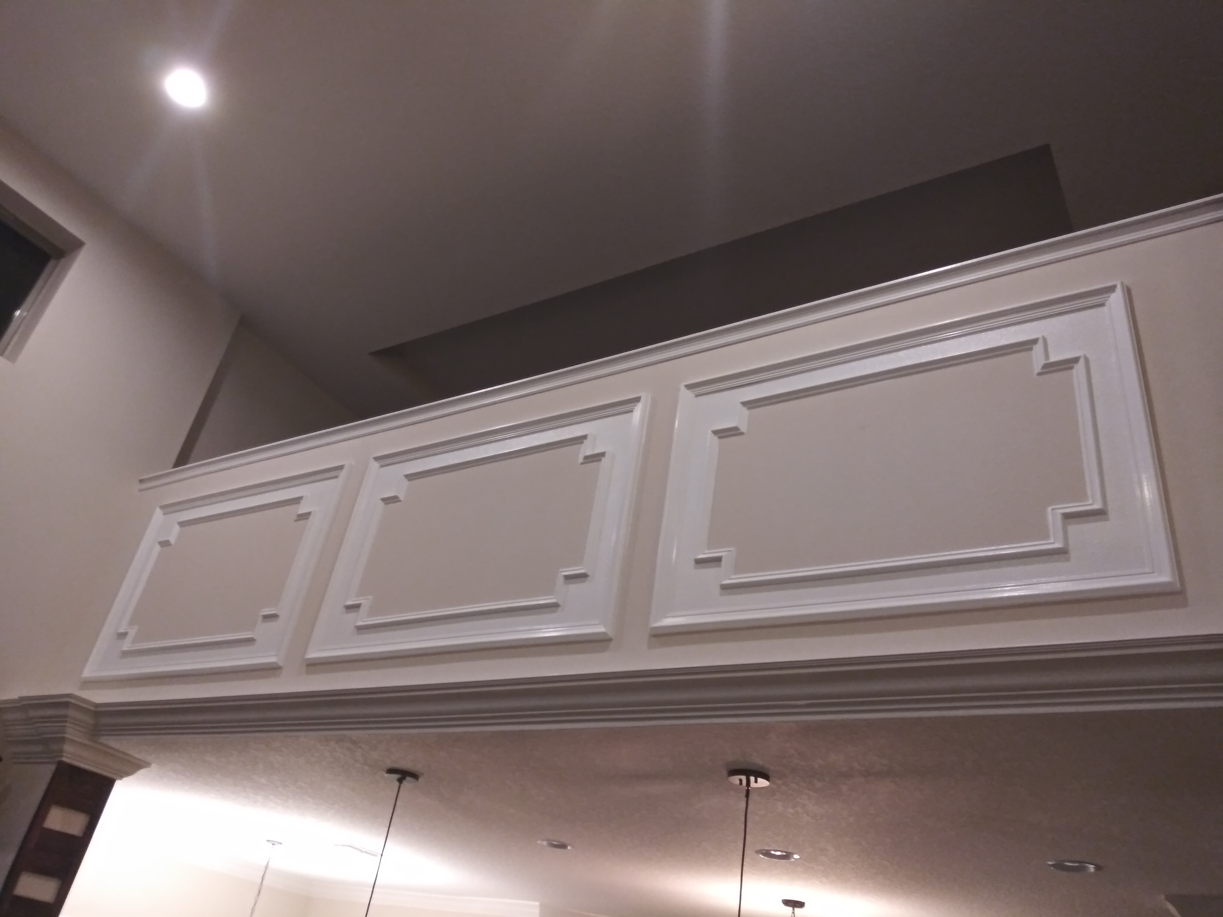 Mitsu finish carpentry Specialized Crown molding logo