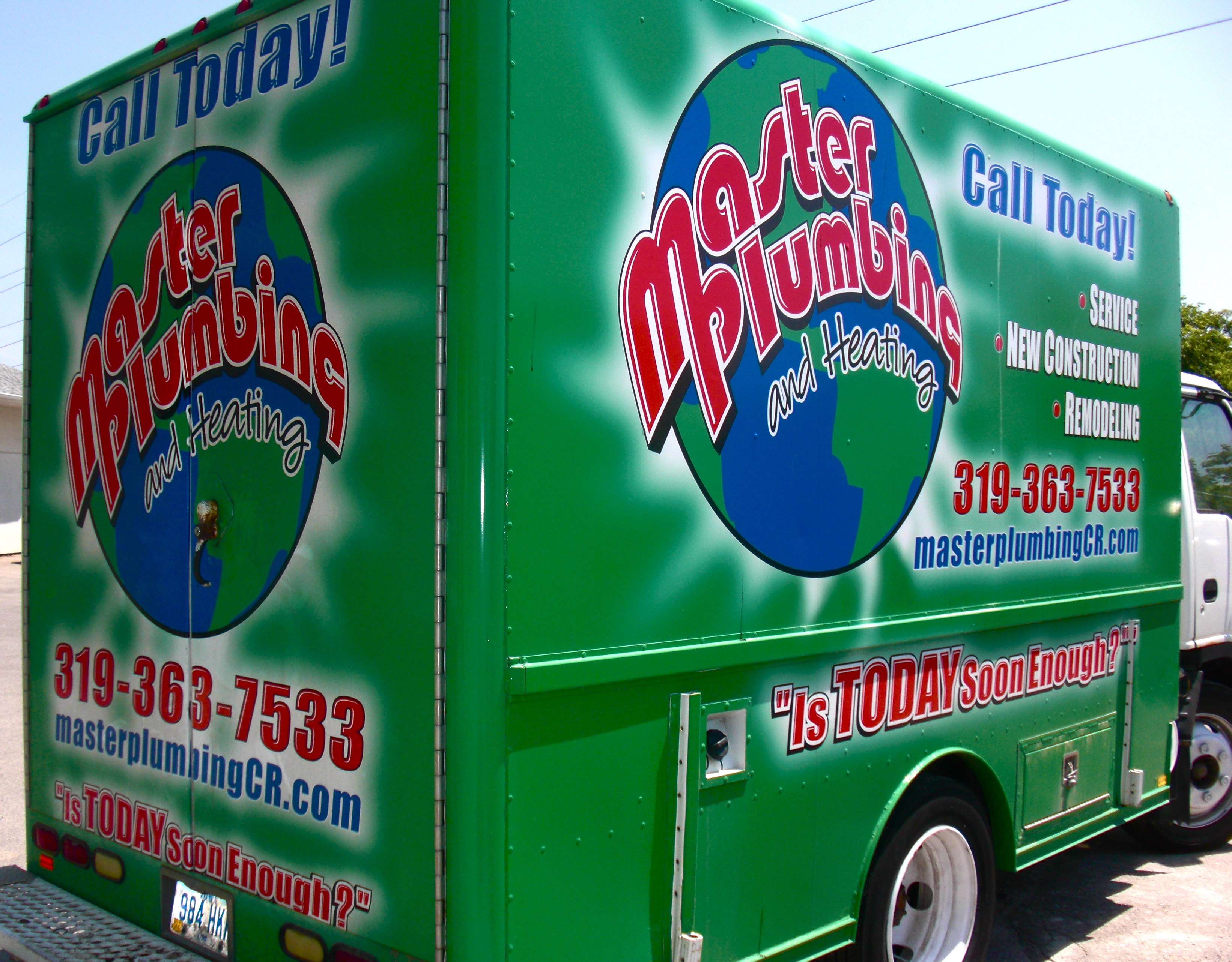 Master Plumbing, Heating & Cooling logo