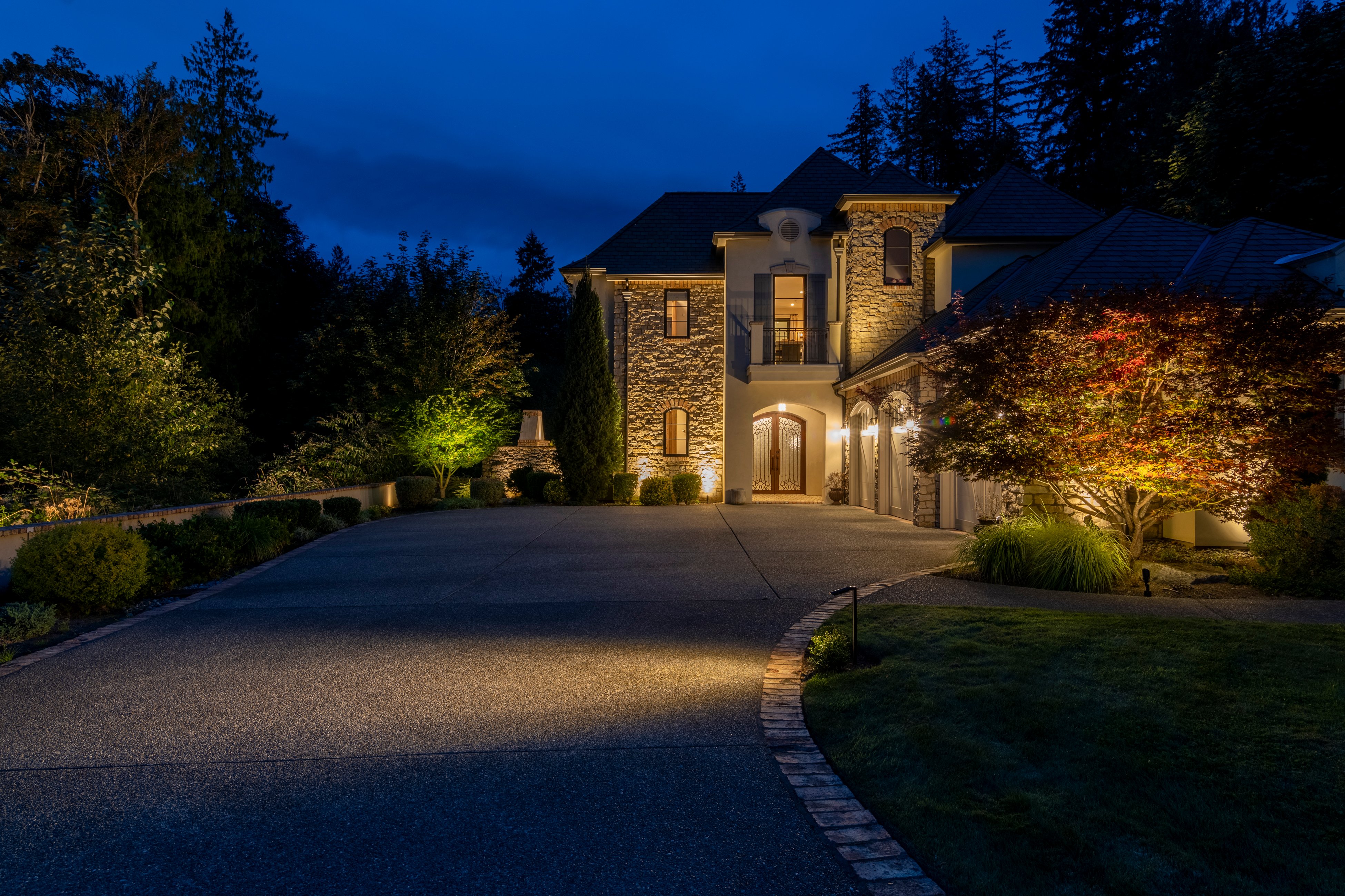 Logo for Northwest Outdoor Lighting