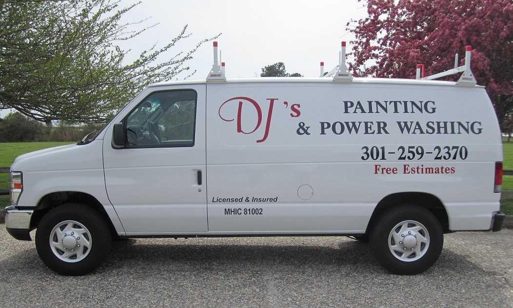 DJ's Painting & Power Washing logo