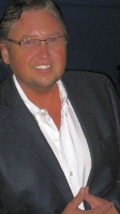 KEVIN BURCHETT, AUCTIONEER logo