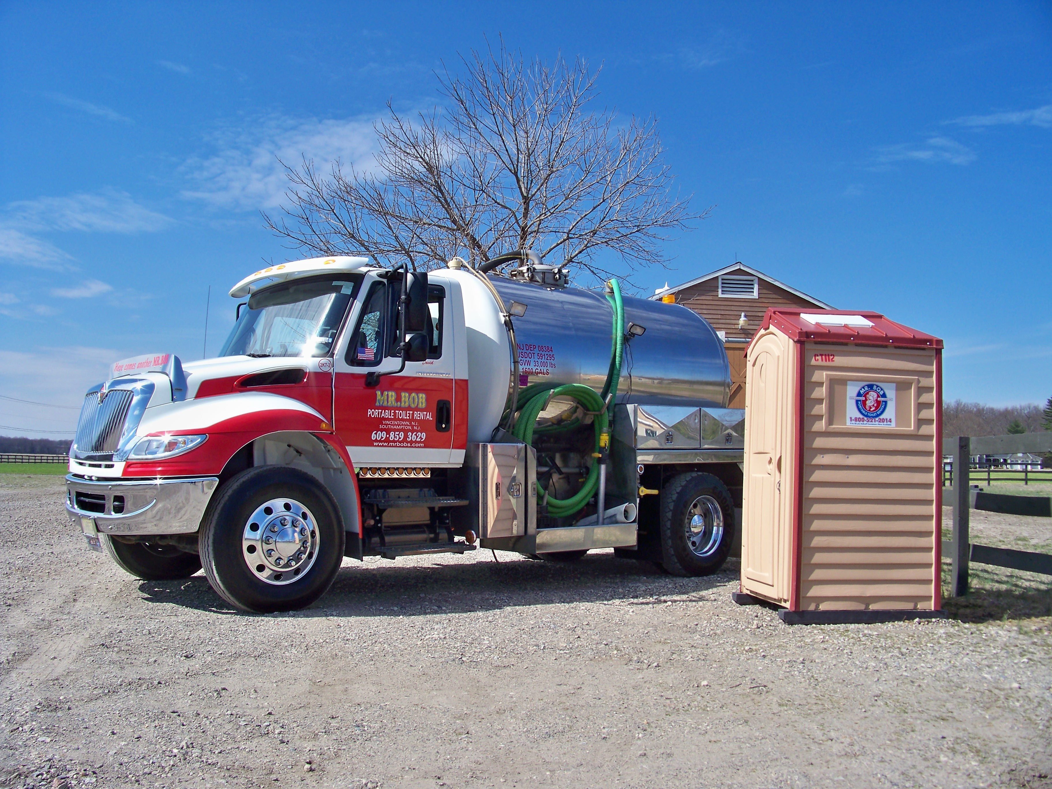 Bob Drayton Septic Service / Mr.Bob's Portable Toi logo