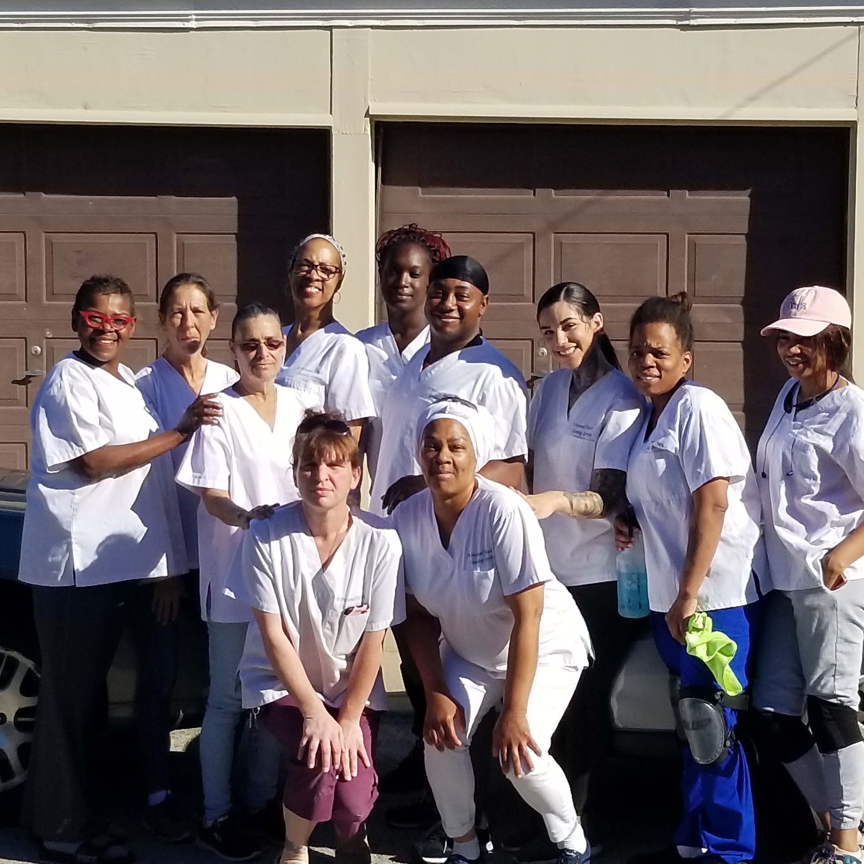 A Personal Touch Cleaning Service, Inc. logo