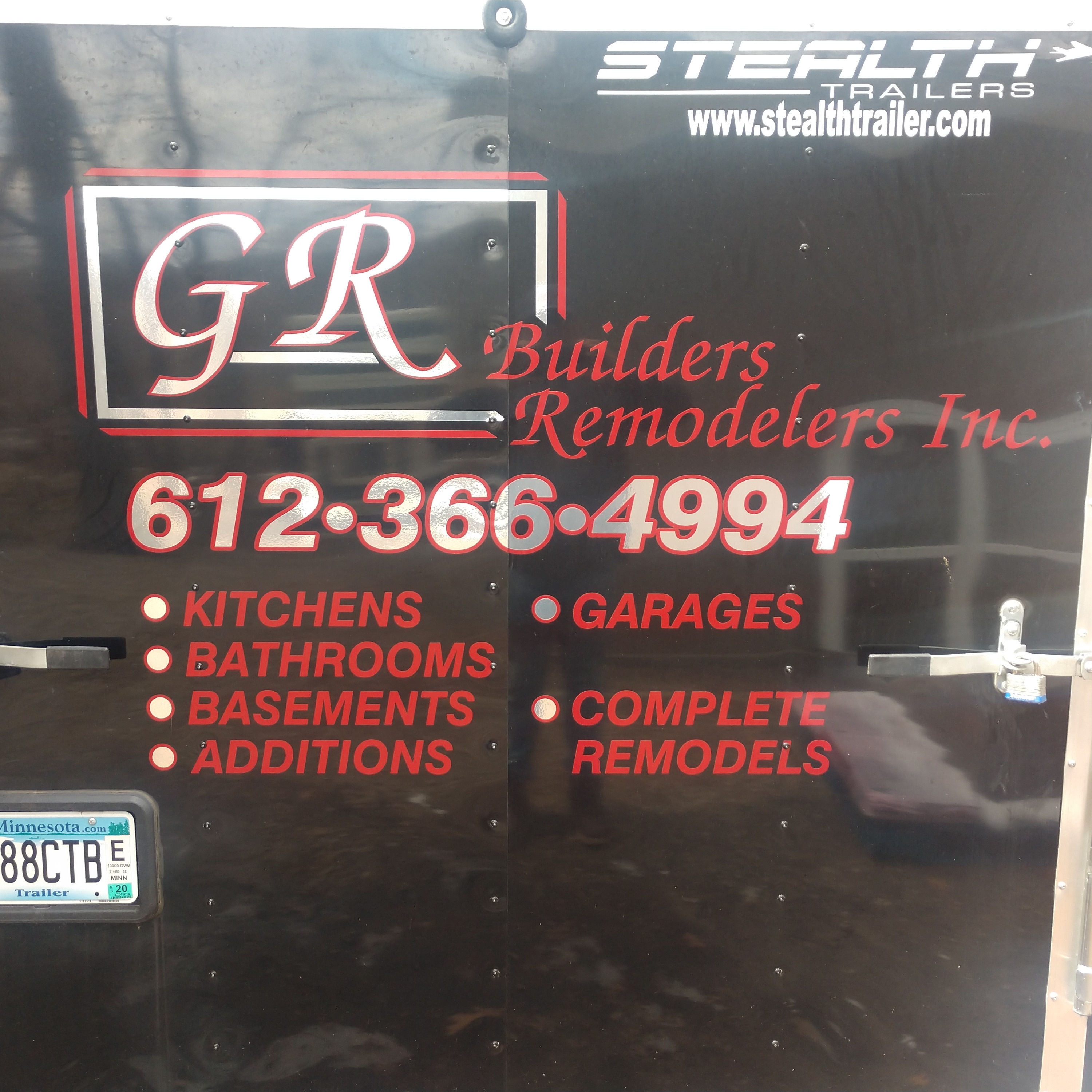 Logo for GR BUILDERS & REMODELERS INC.