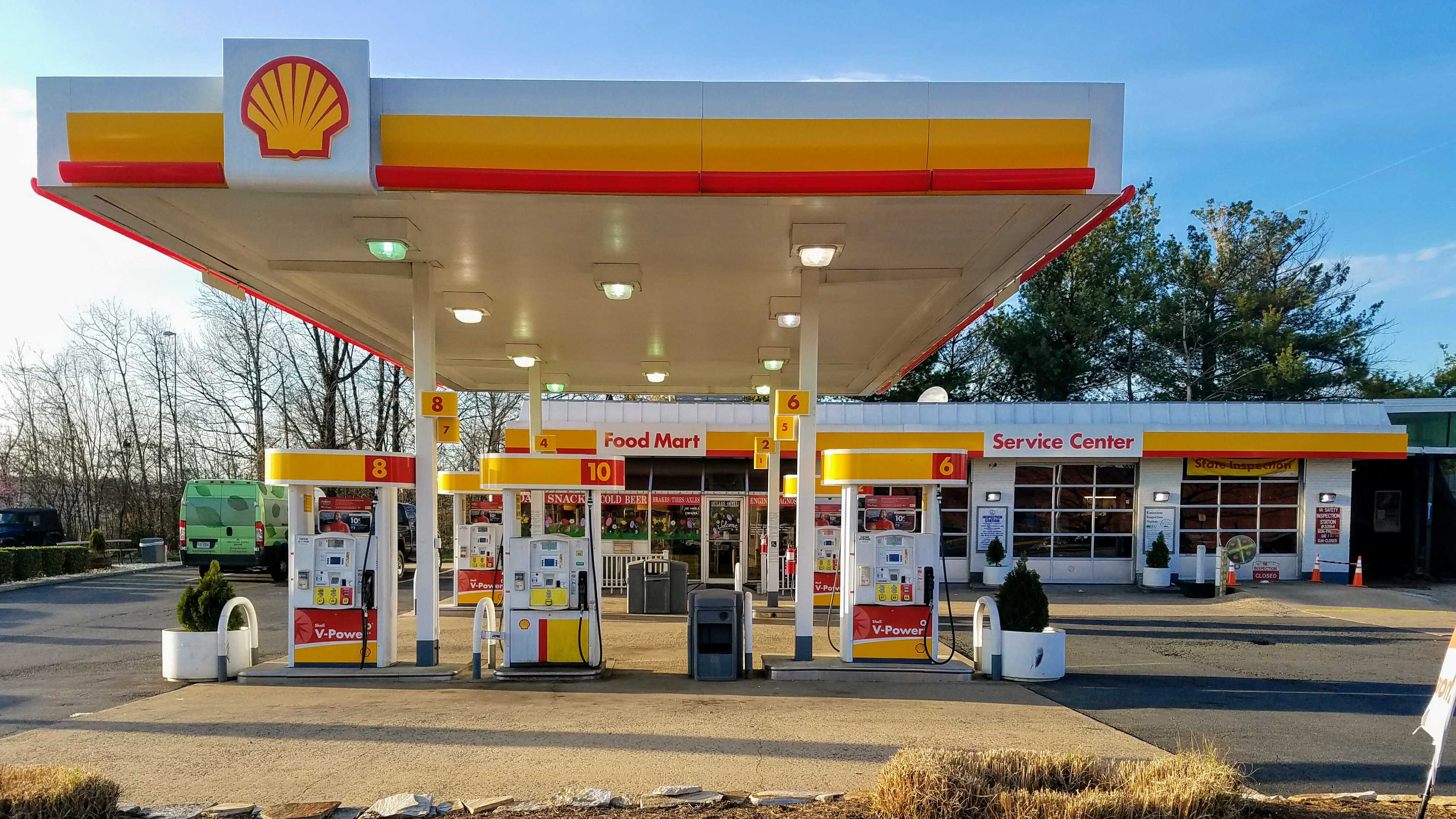 Logo for Dulles Shell Service Center