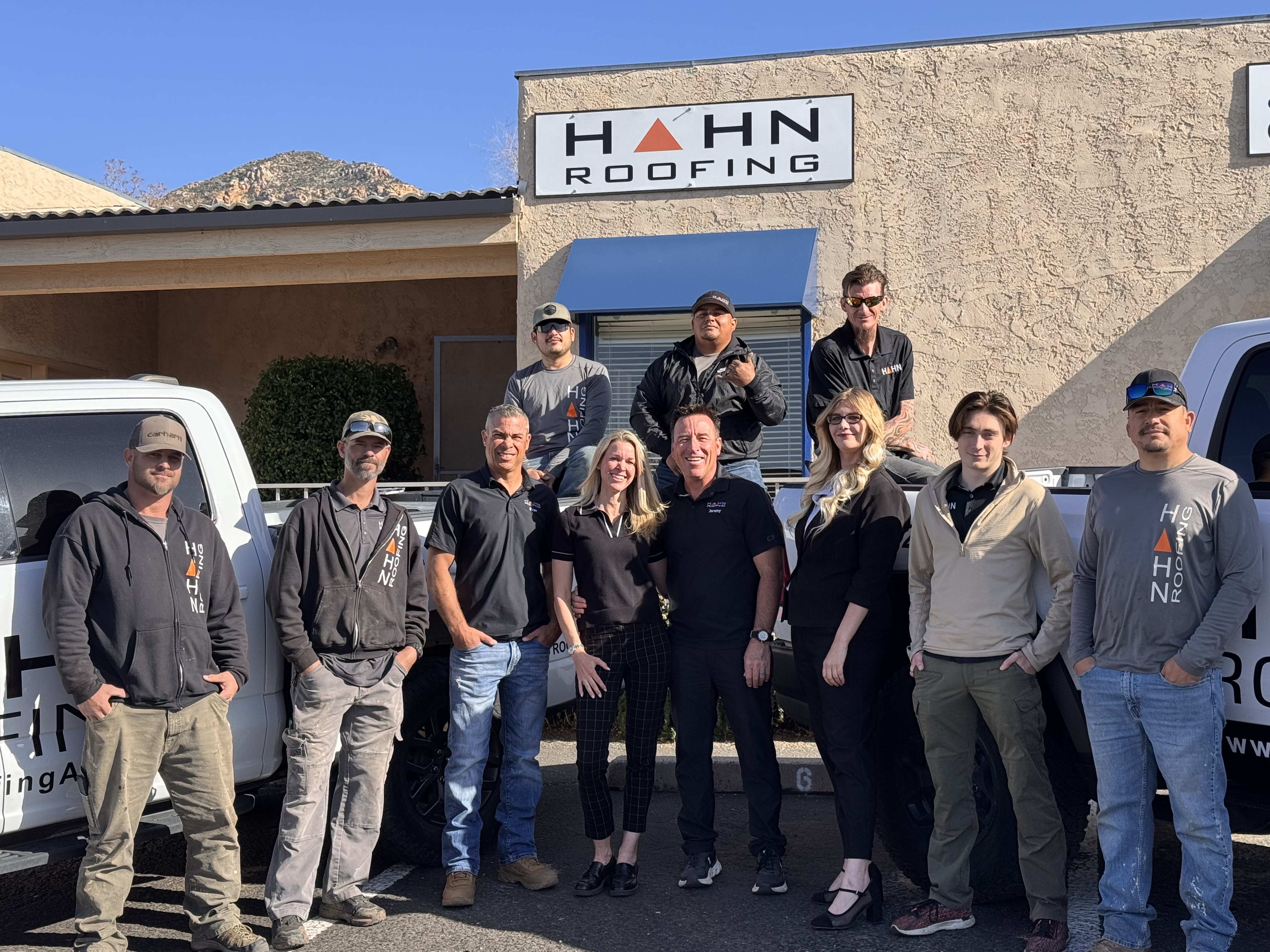 Logo for Hahn Roofing LLC