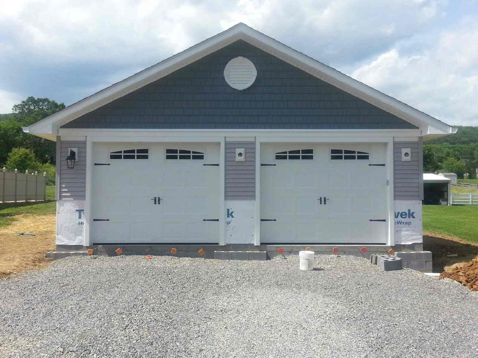 Shenandoah Doors Llc logo