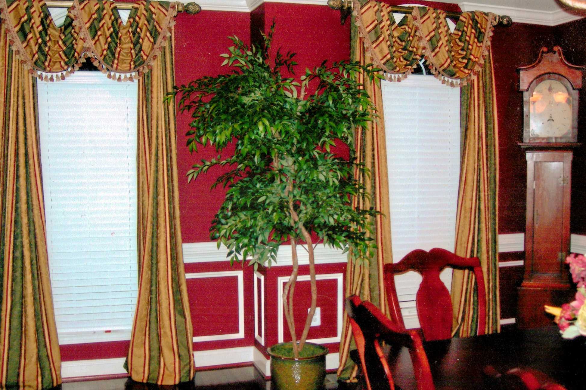 Zorayda's Draperies logo