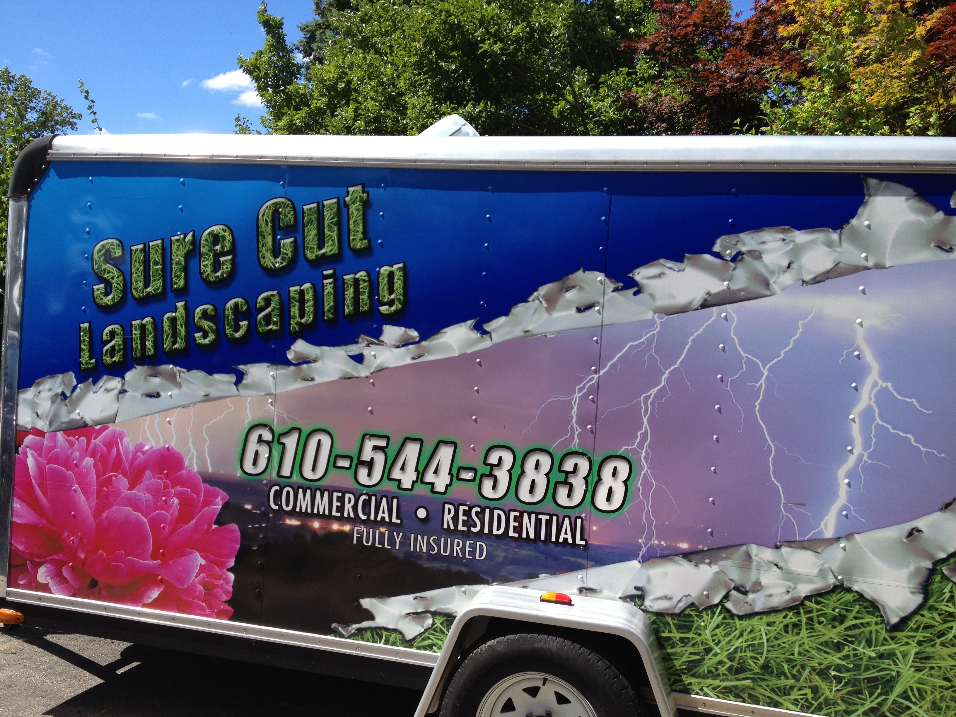 Sure Cut Landscaping logo