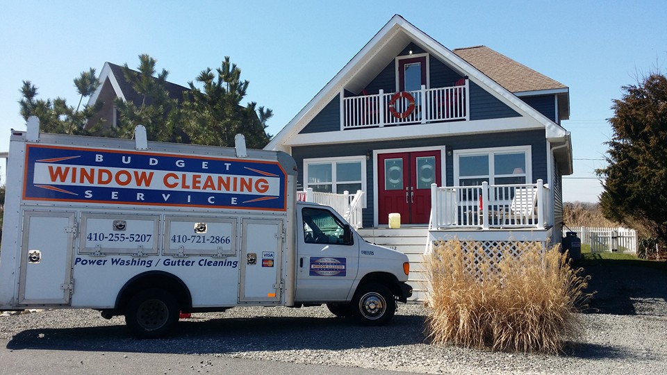 Logo for Budget Window Cleaning