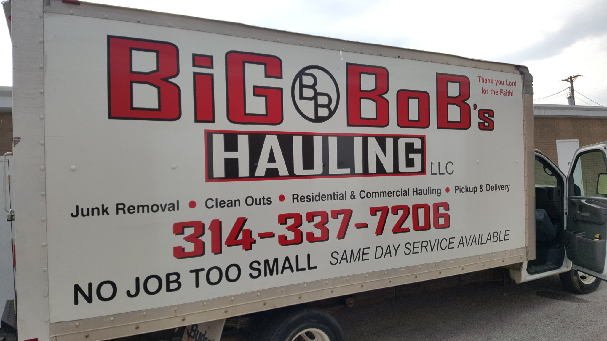 Logo for Big Bob's Hauling