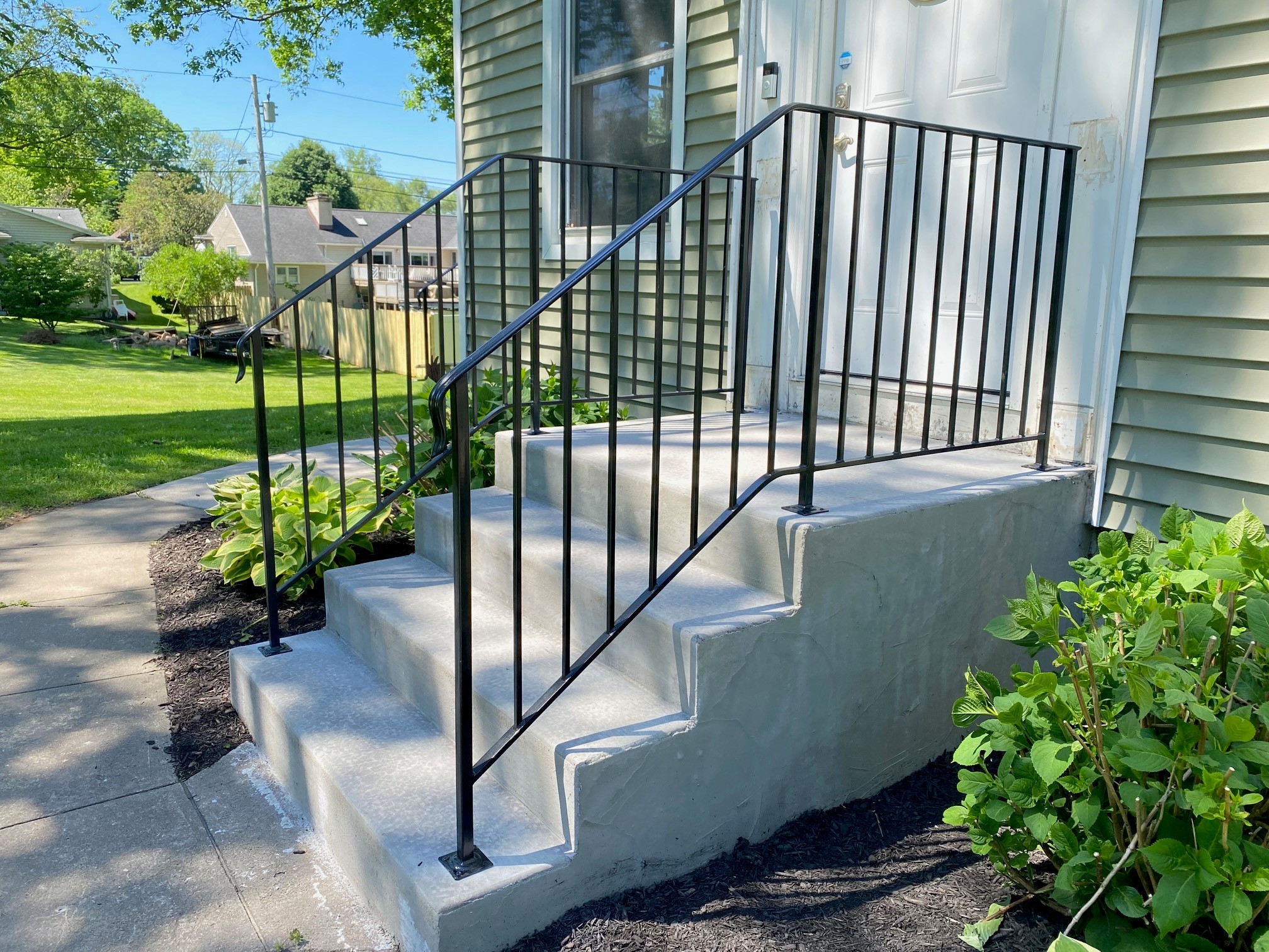 Residential Railing & Fence Company logo