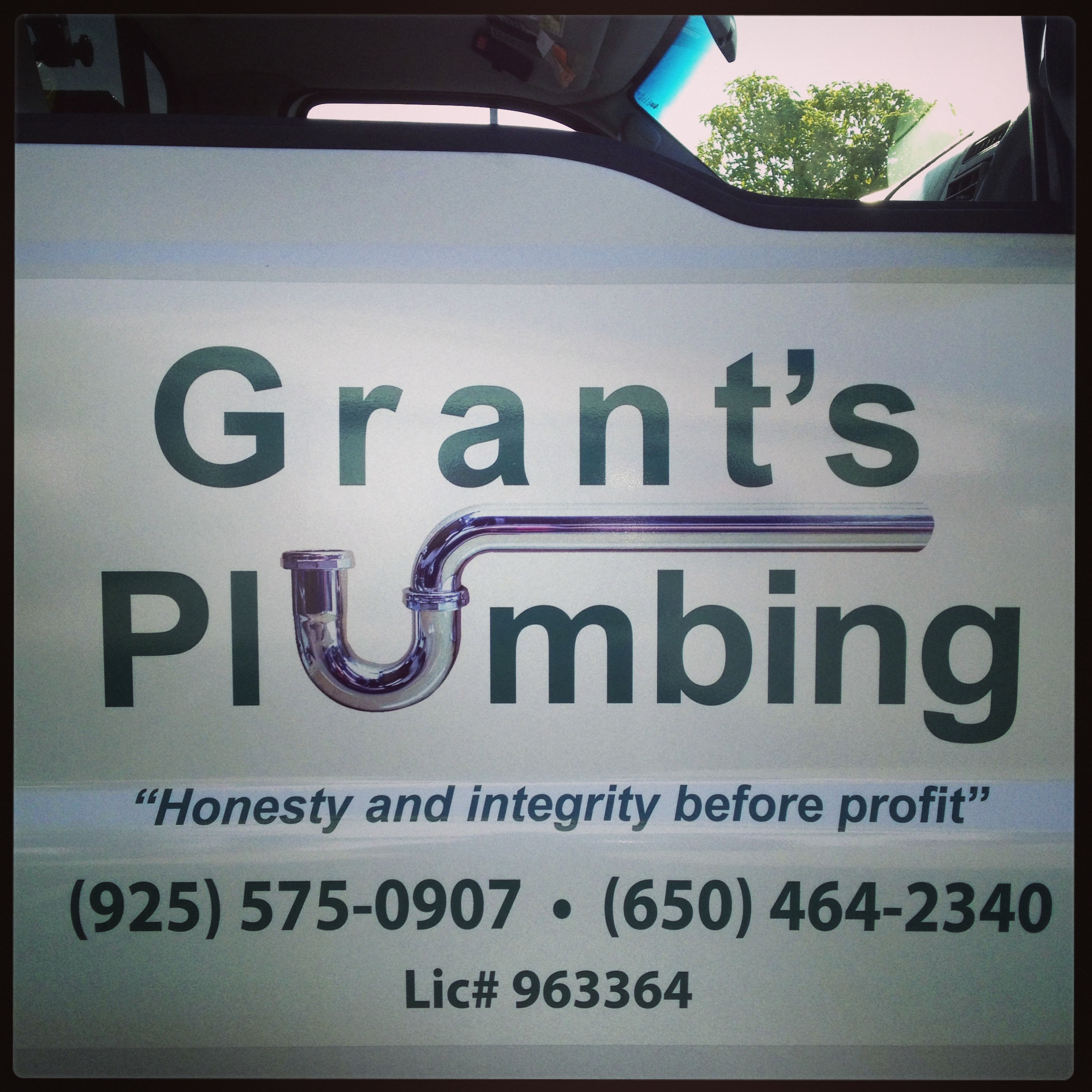 Logo for Grant's Plumbing