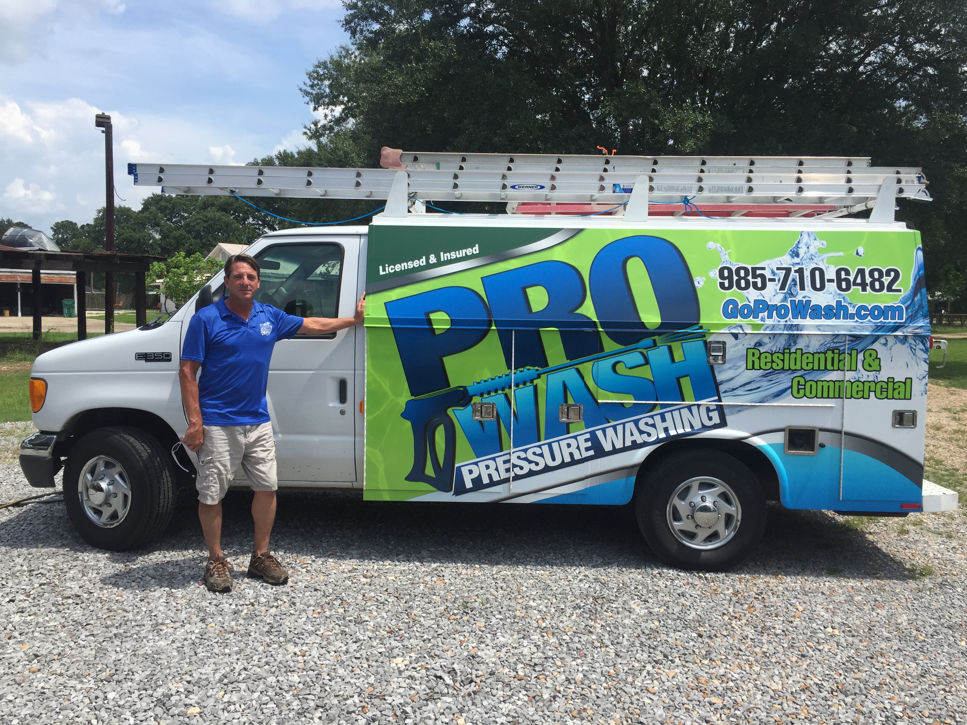 Logo for Pro Wash Pressure Washing