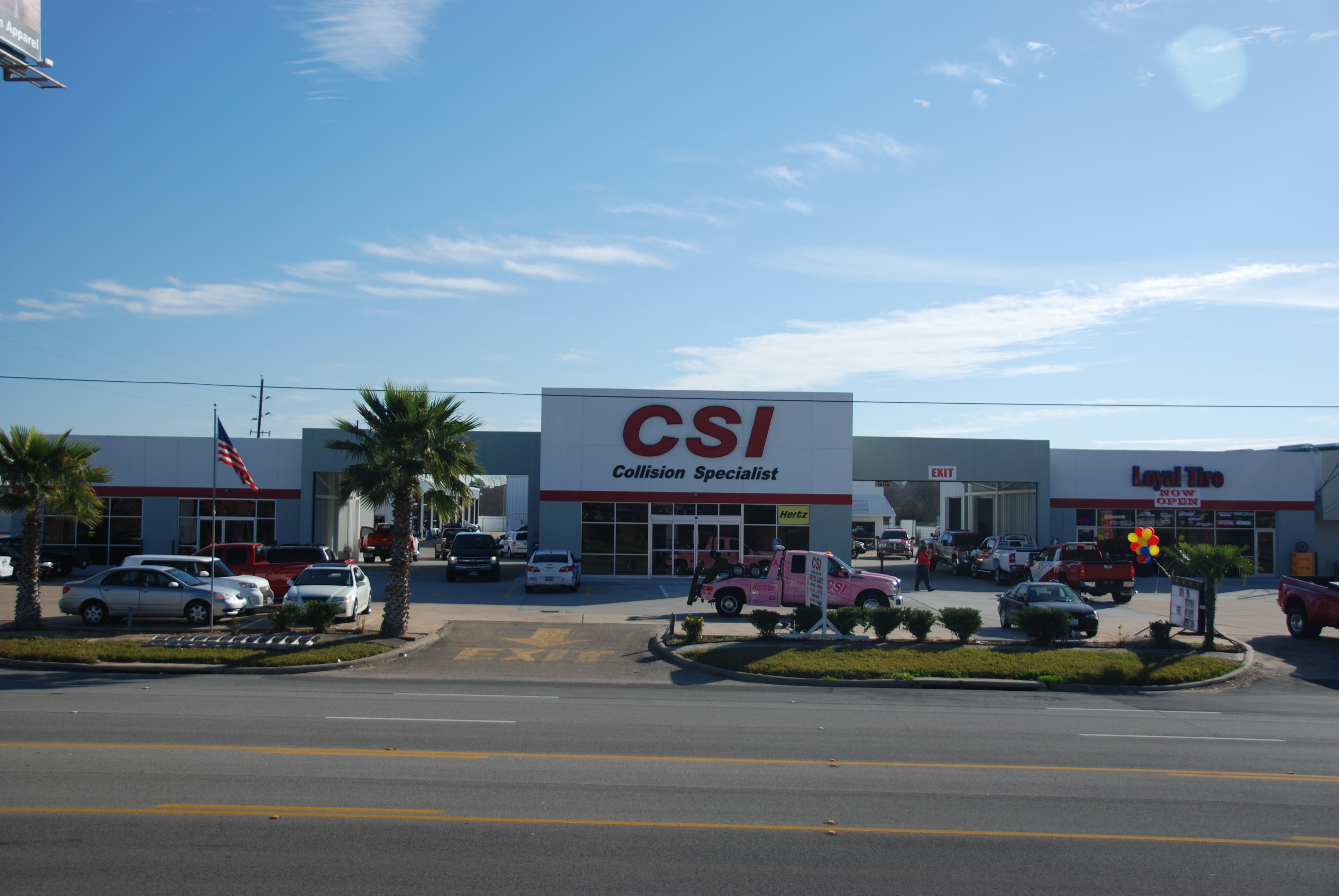 Logo for CSI Collision Specialist