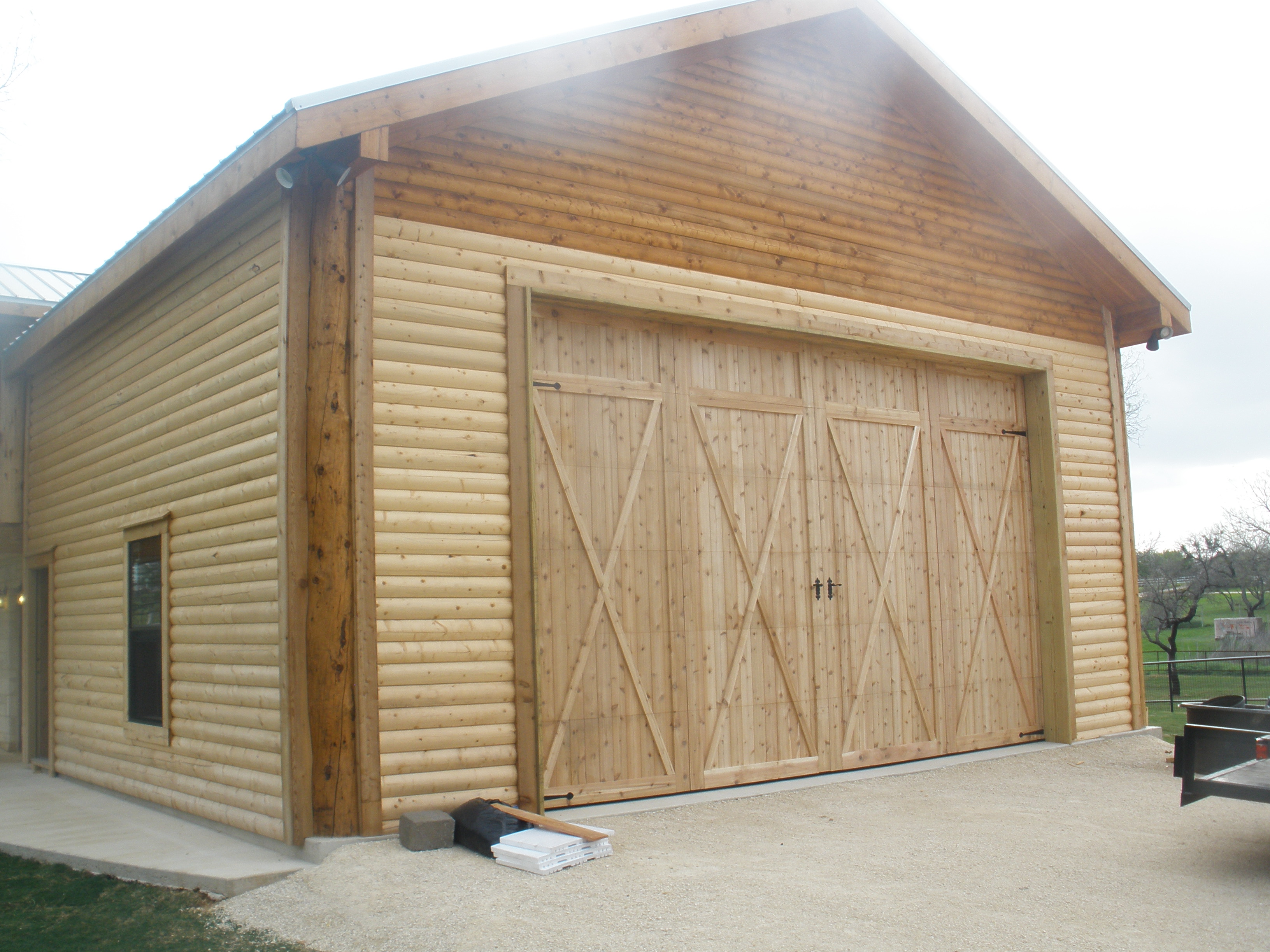 PAYLESS ALL POINTS GARAGE DOORS AND OPENERS logo