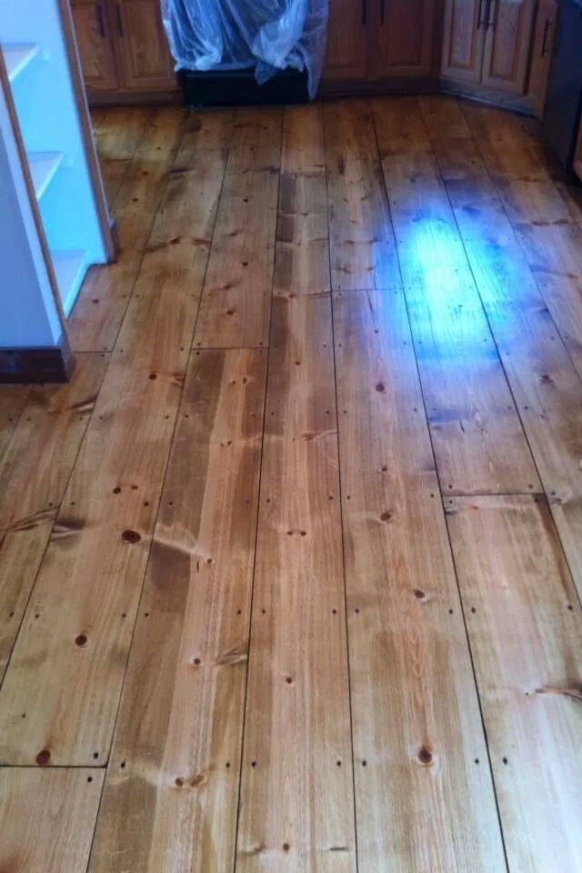 Logo for George's Hardwood Floor Specialists