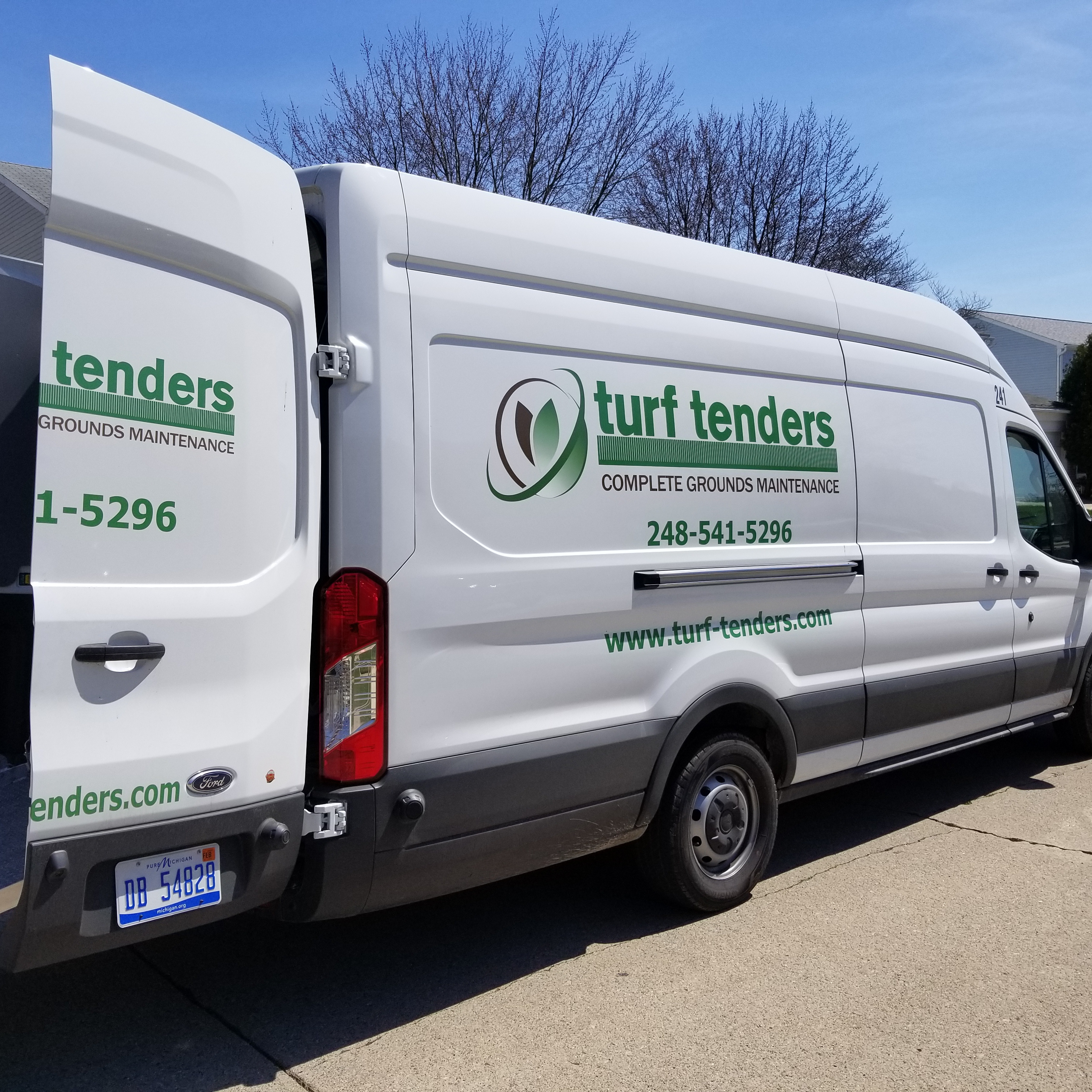 Turf Tenders Landscaping & Fertilizing Inc logo