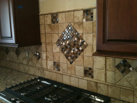 Logo for TILE REVIVAL
