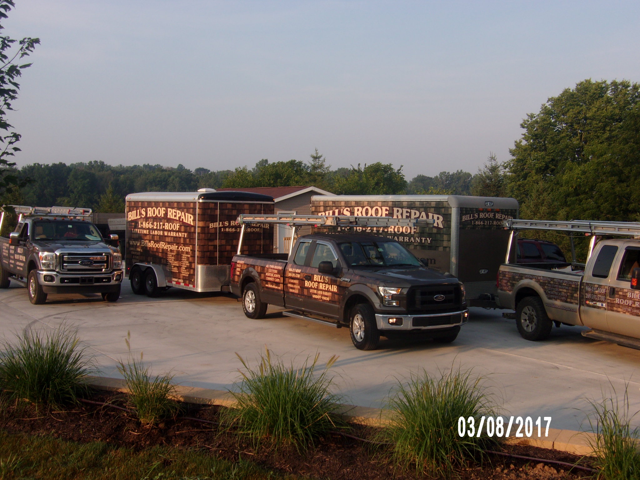 Bill's Roof Repair logo