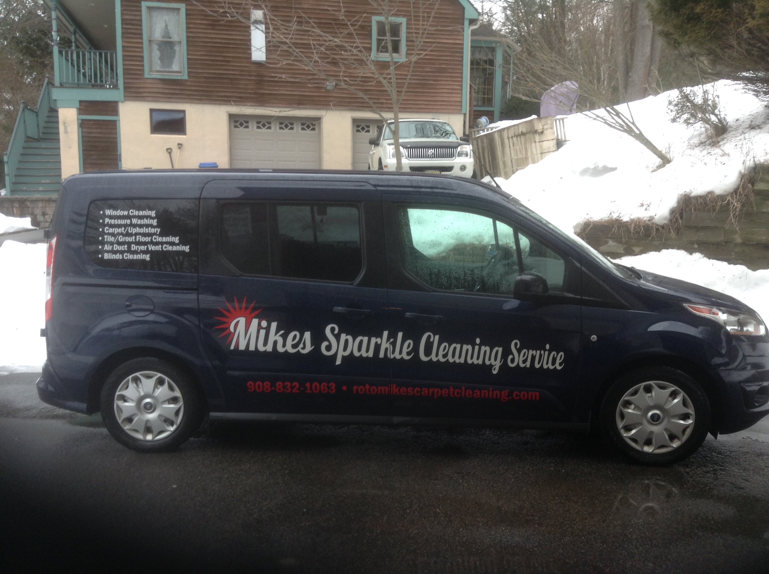 Logo for MIKE'S SPARKLE CLEANING SERVICE