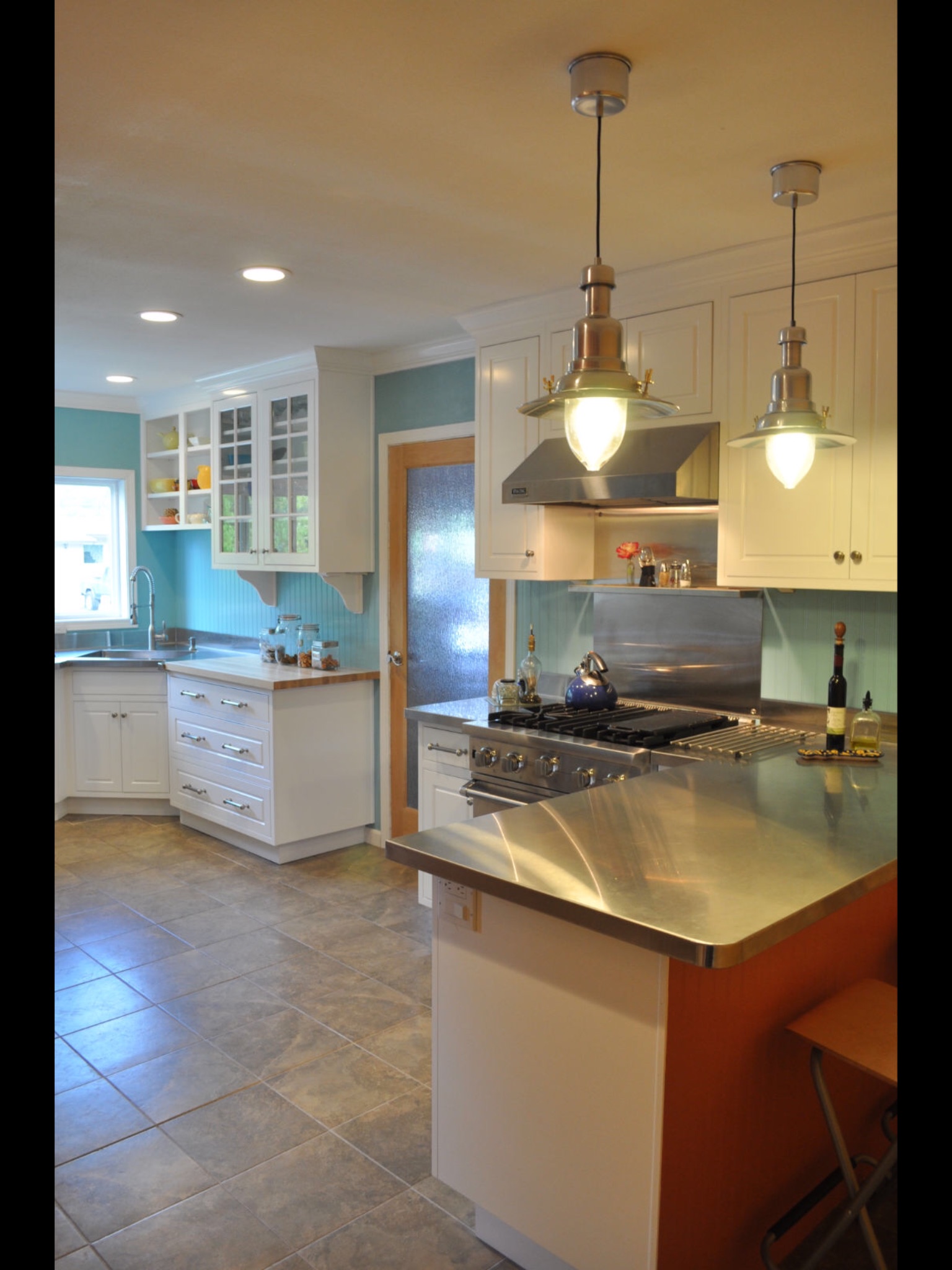 Signature Kitchen & Design Inc logo