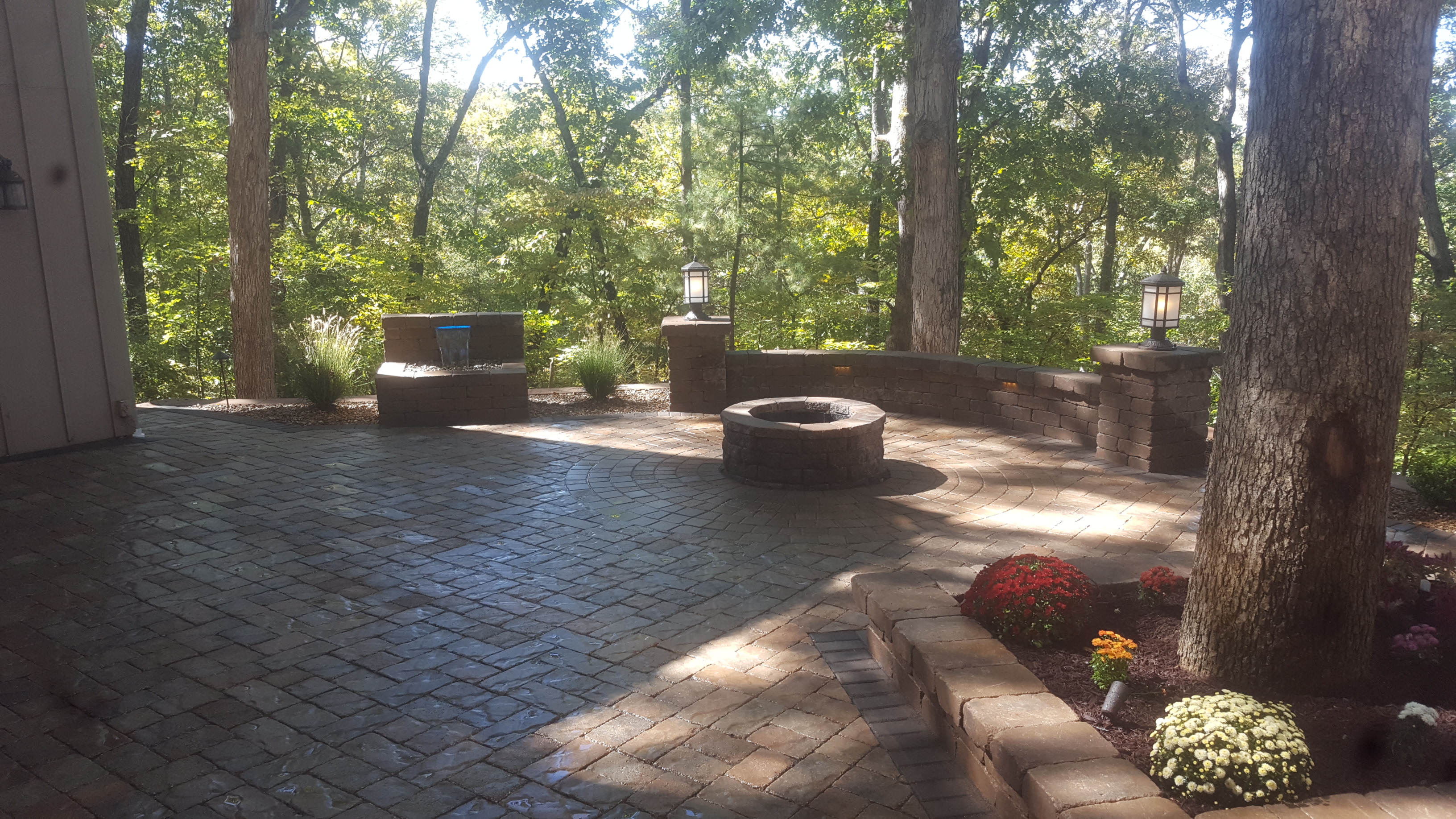 Tainter Landscape LLC logo